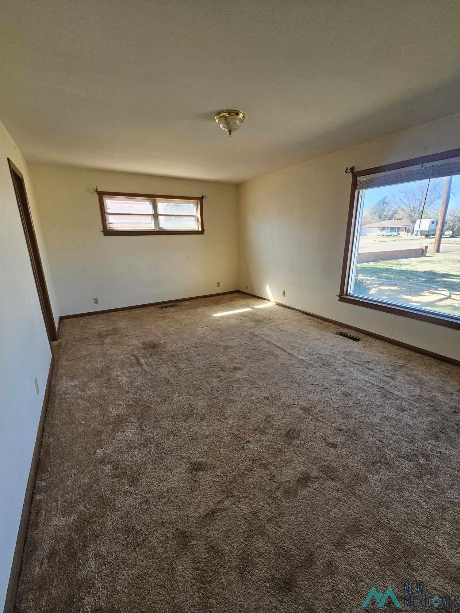 Clovis, New Mexico 88101, United States, 4 Bedrooms Bedrooms, ,3 BathroomsBathrooms,Residential,Pending,62520