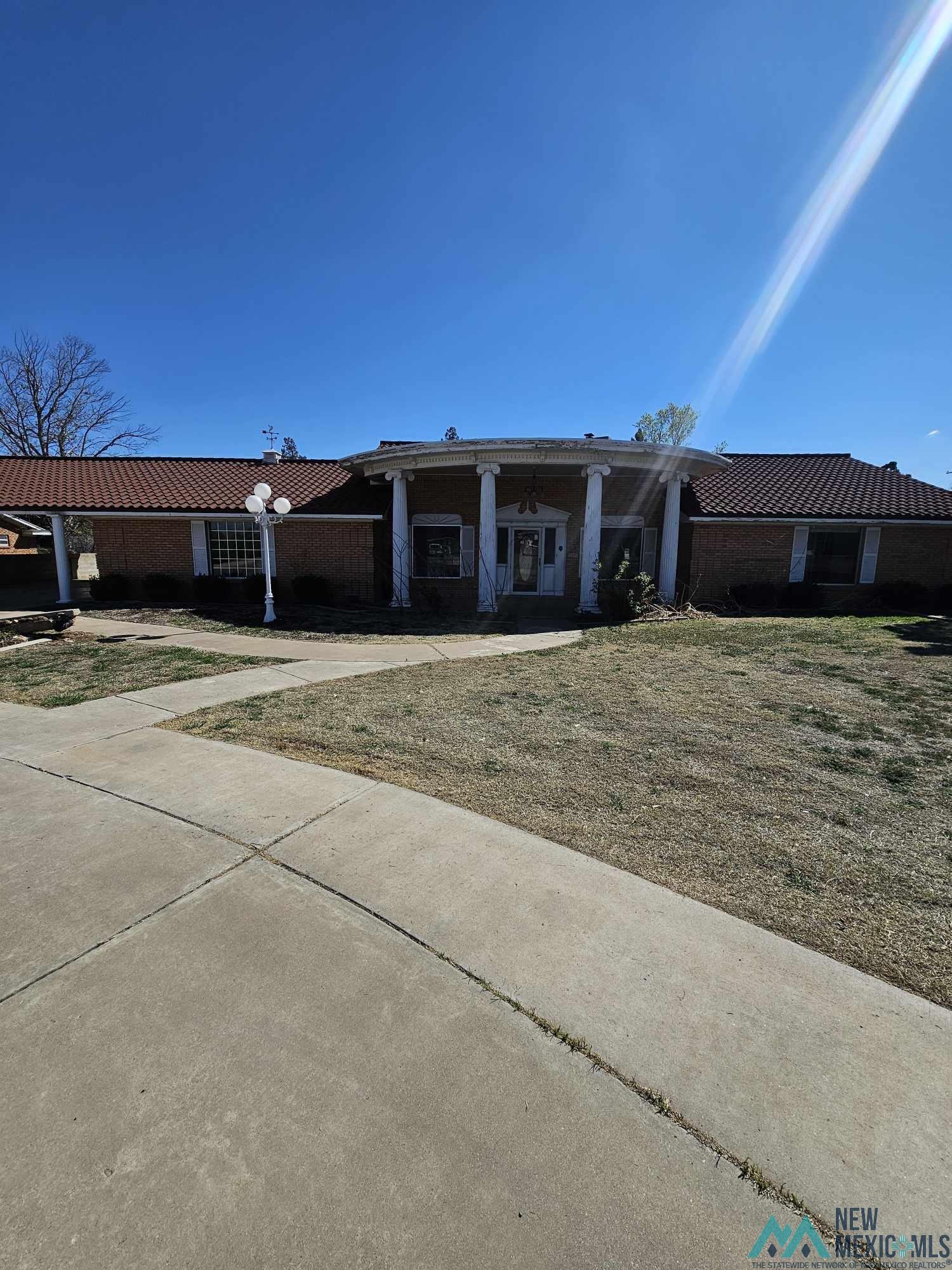 Clovis, New Mexico 88101, United States, 4 Bedrooms Bedrooms, ,3 BathroomsBathrooms,Residential,Pending,62520