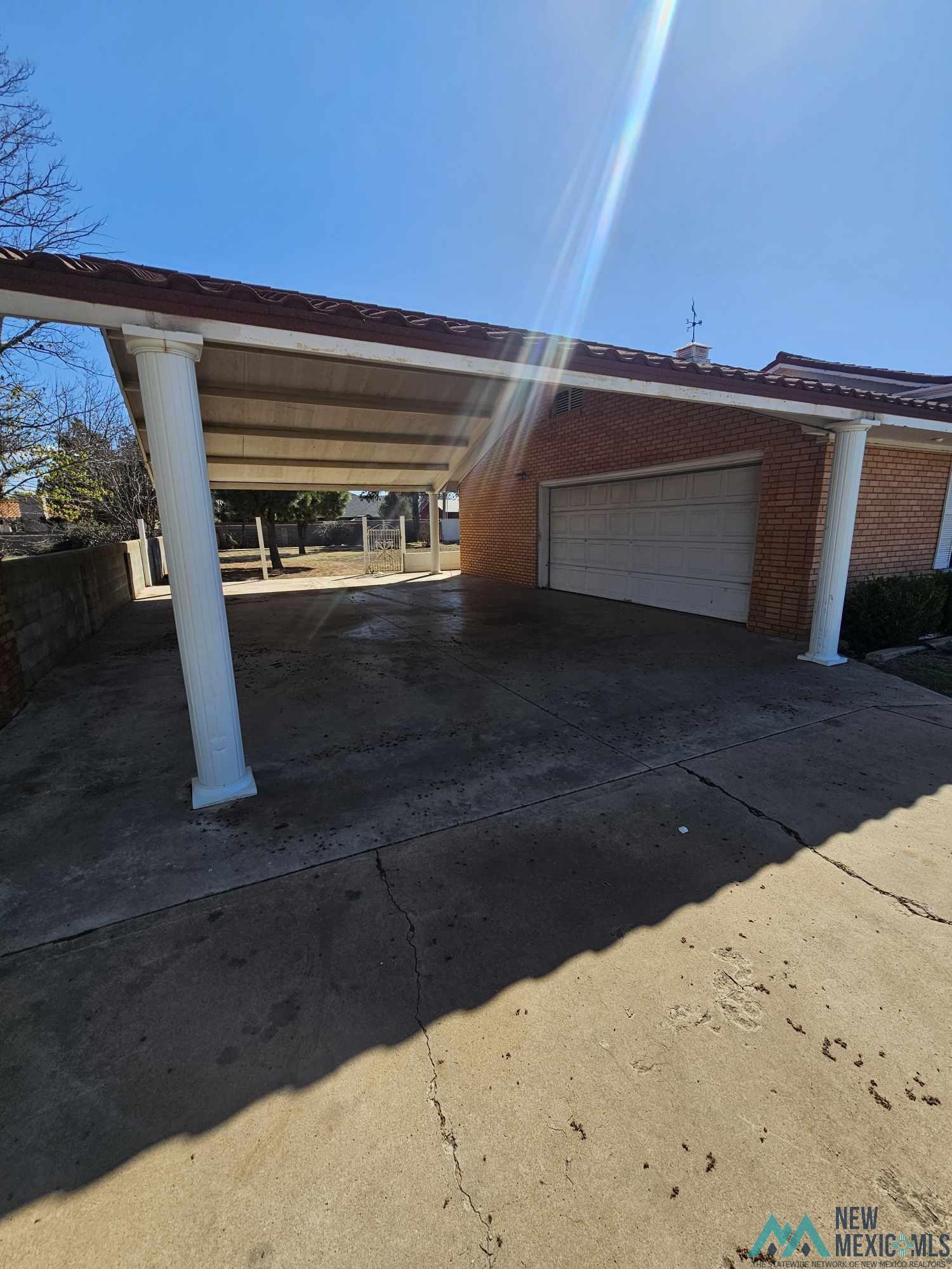 Clovis, New Mexico 88101, United States, 4 Bedrooms Bedrooms, ,3 BathroomsBathrooms,Residential,Pending,62520