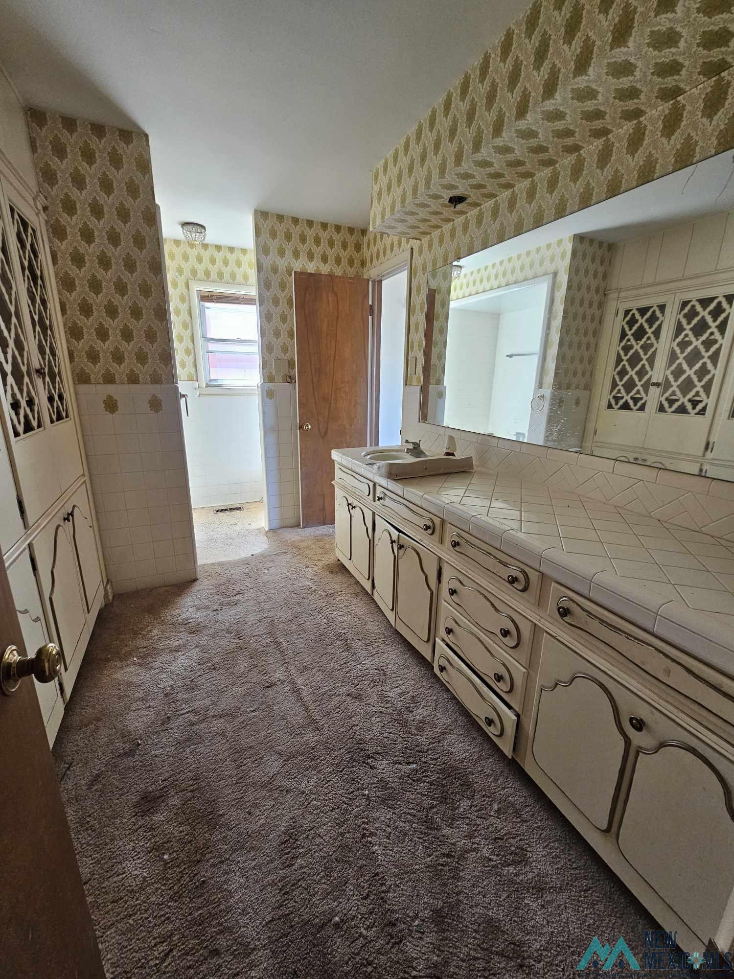 Clovis, New Mexico 88101, United States, 4 Bedrooms Bedrooms, ,3 BathroomsBathrooms,Residential,Pending,62520