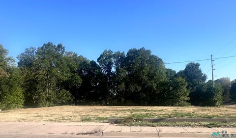 Vacant Land For Sale - TBD Mills Avenue<br/> Las Vegas, NM 87701