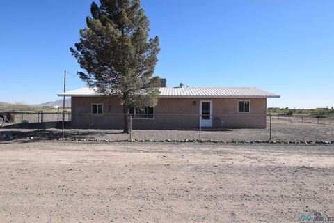 Homes For Sale - 5960 Brangus Rd Se Rd<br/> Deming, NM 88030