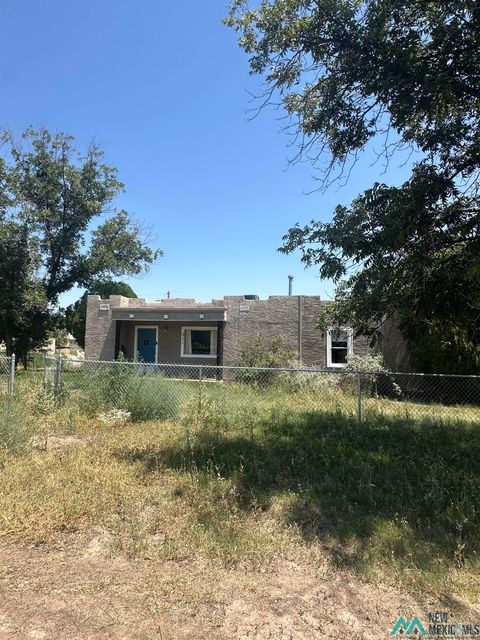 Apartment For Sale - 911 N Kentucky Avenue<br/> Roswell, NM 88201