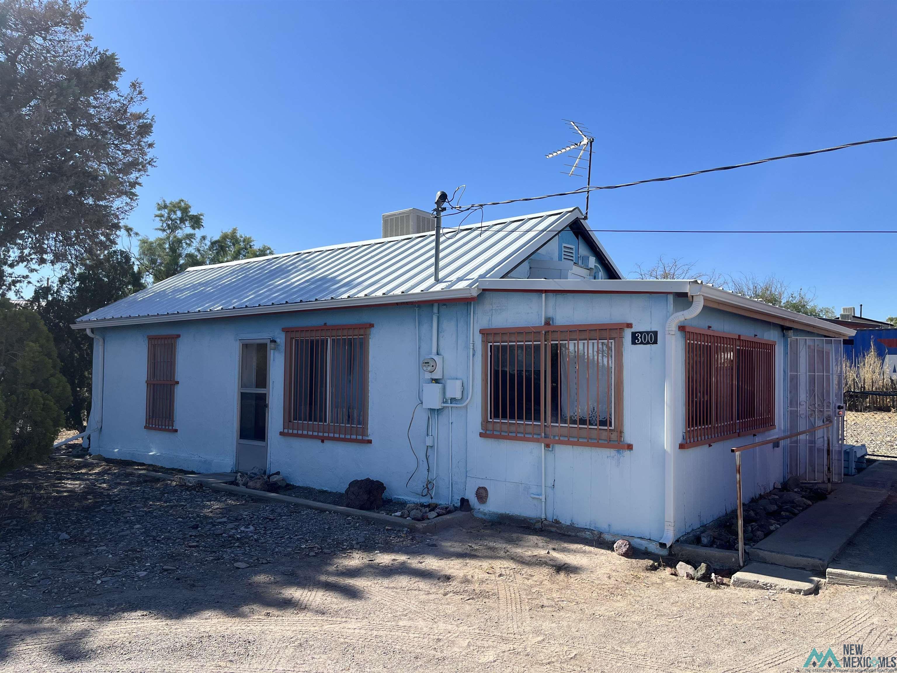 300 E 4th Avenue, Truth Or Consequences, New Mexico image 1