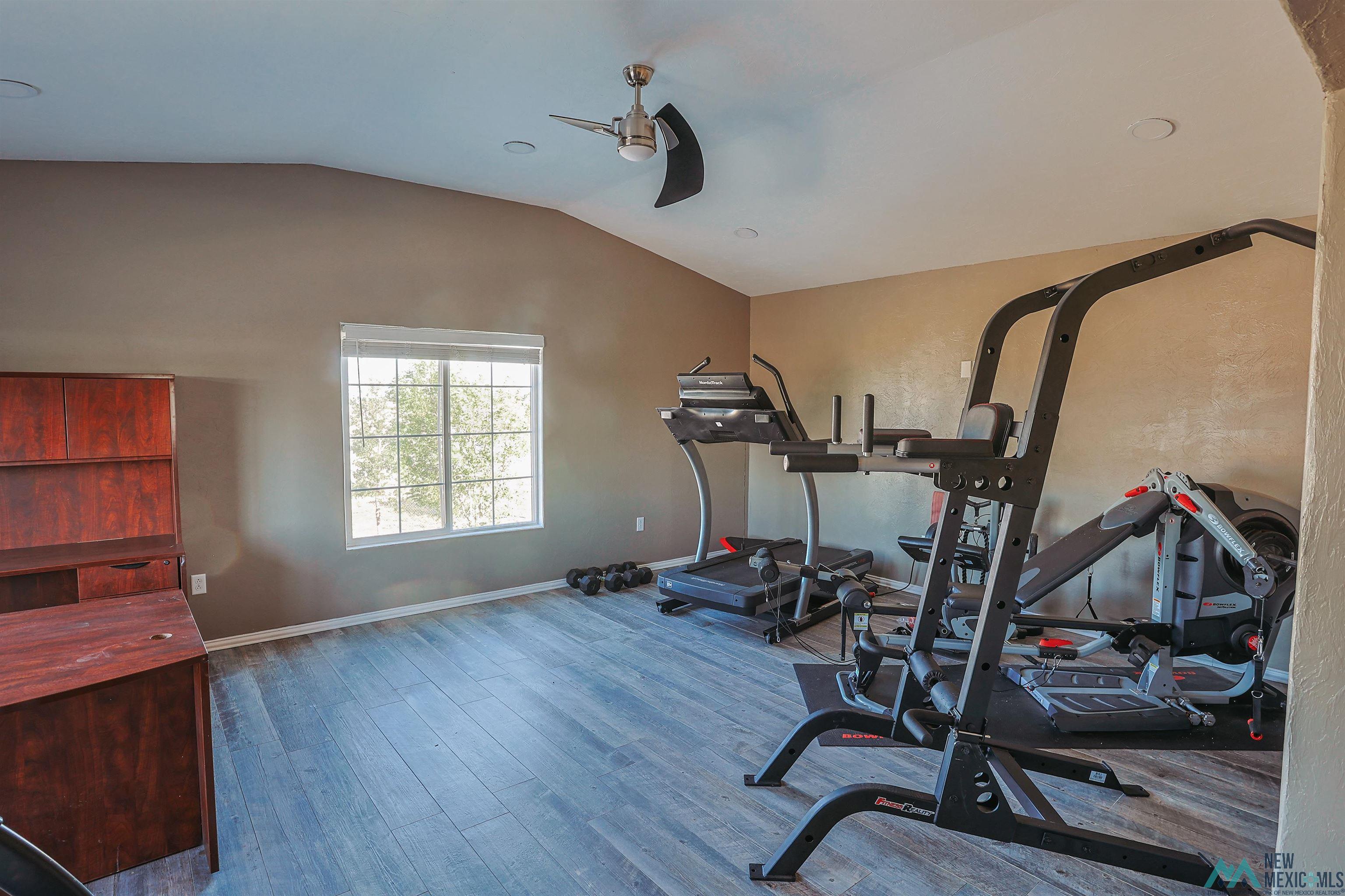 75 S Donaldson Farm Road, Loving, Texas image 32