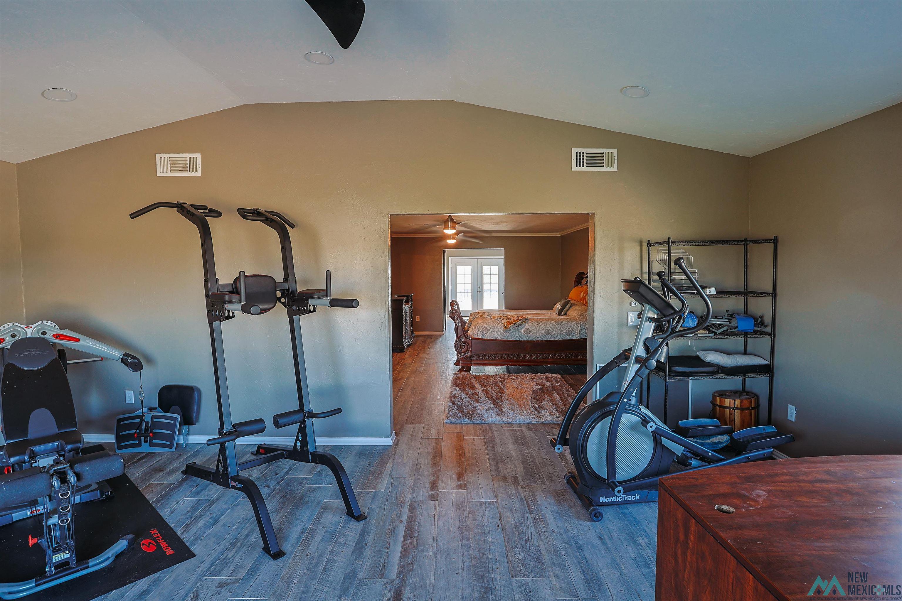75 S Donaldson Farm Road, Loving, Texas image 33