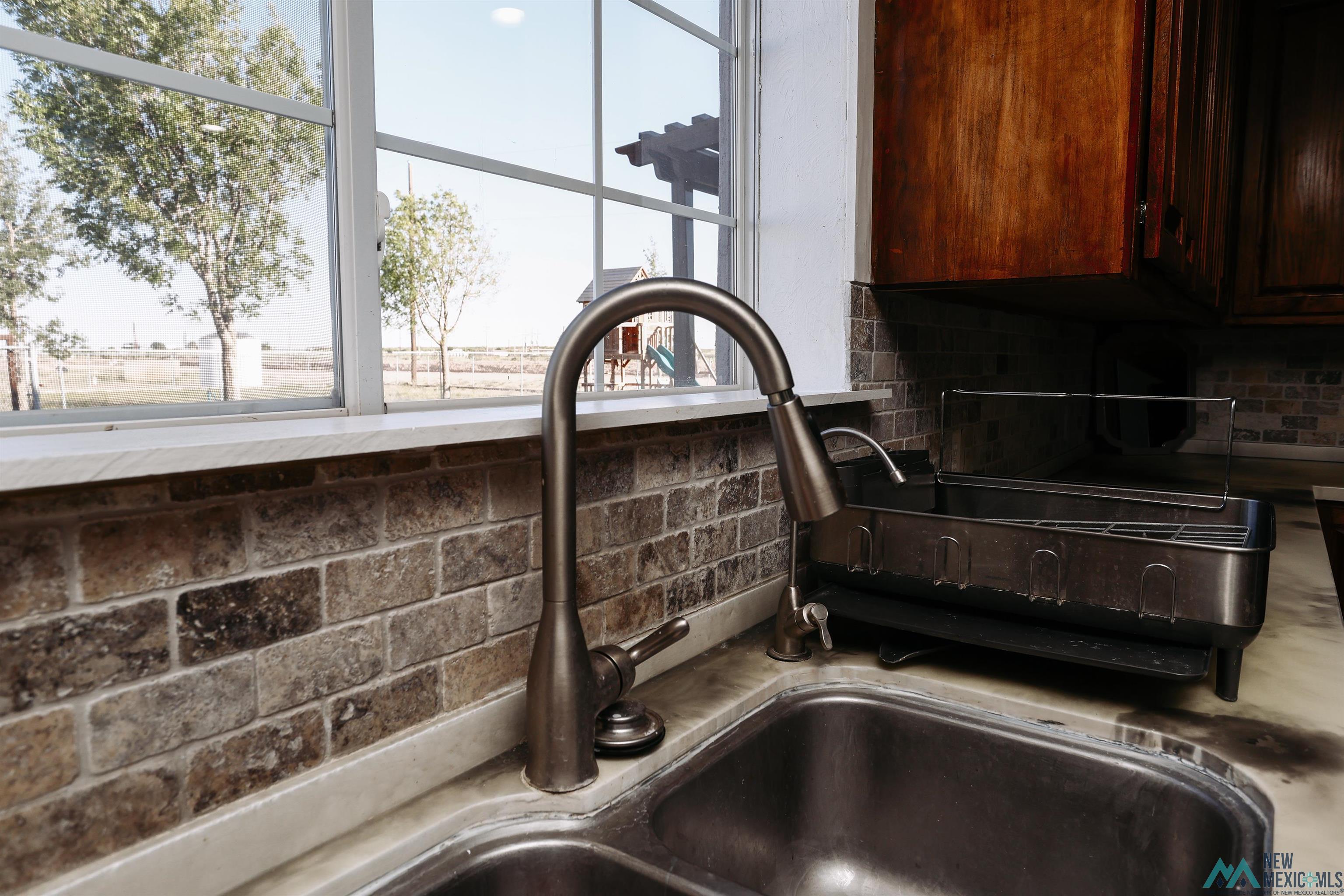 75 S Donaldson Farm Road, Loving, Texas image 39