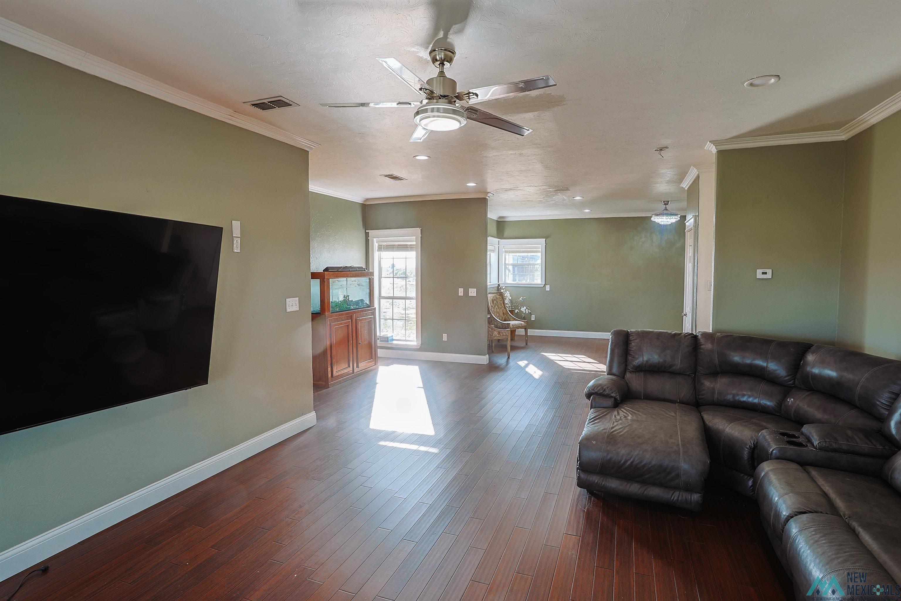 75 S Donaldson Farm Road, Loving, Texas image 22