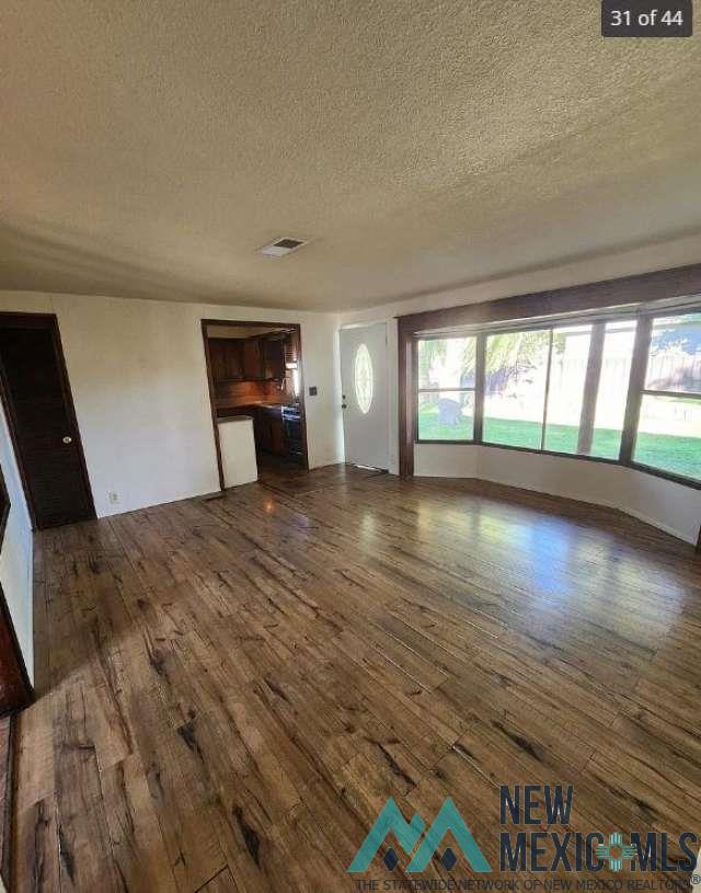 115 S La Huerta Circle, Carlsbad, Texas image 2