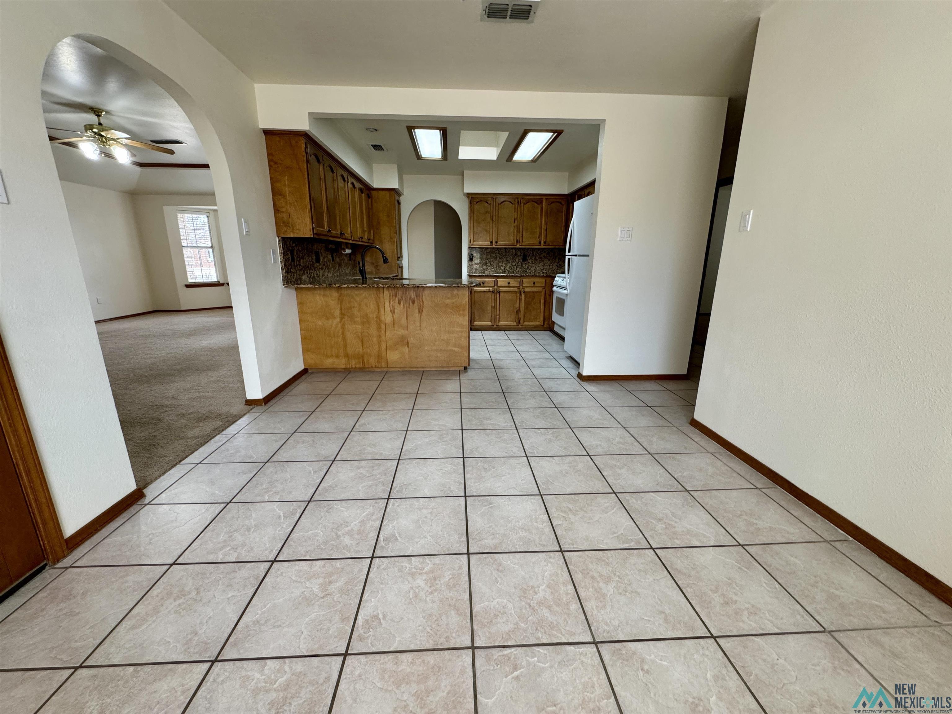 2200 Fairway Terrace, Clovis, Texas image 12