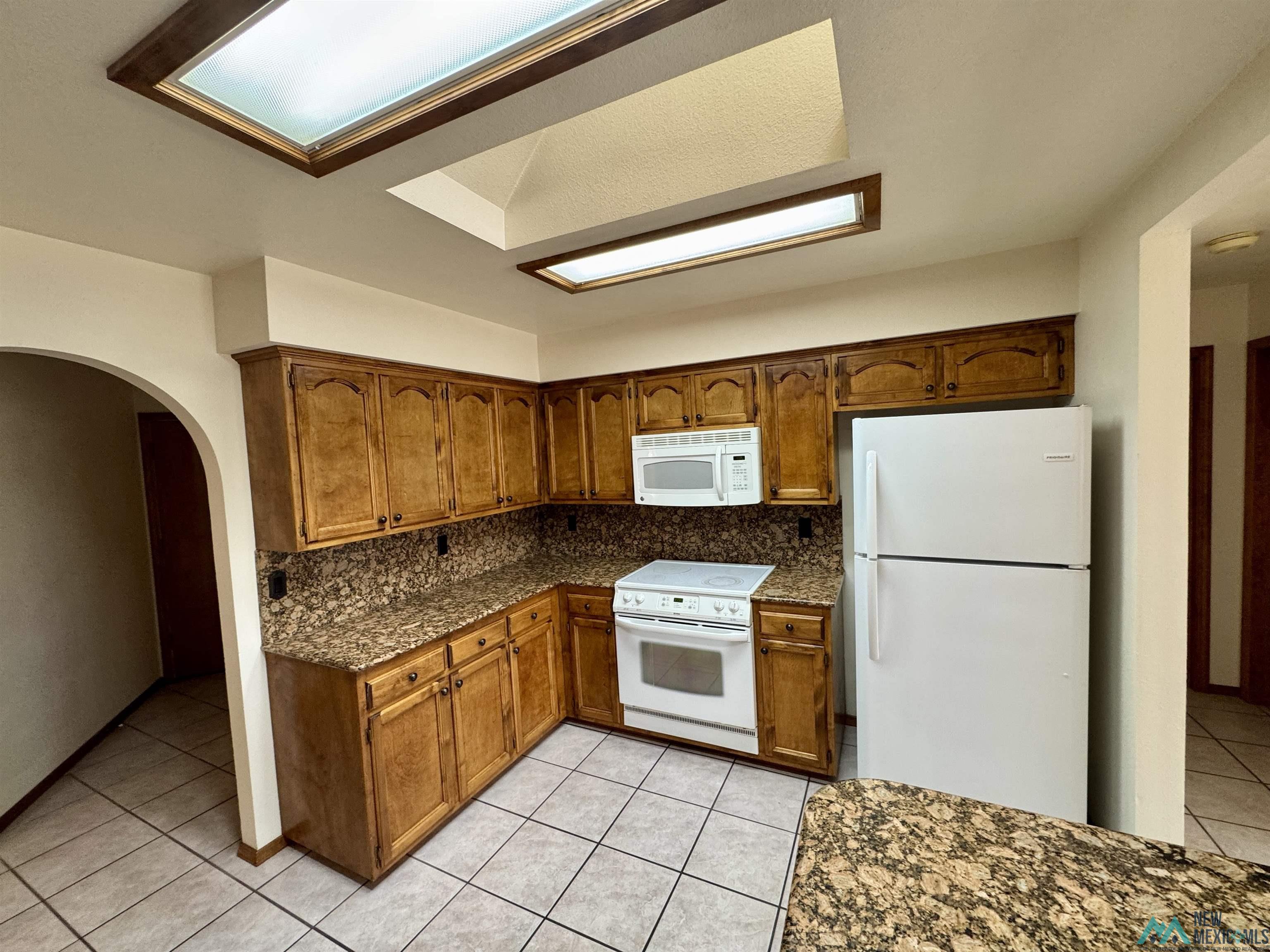 2200 Fairway Terrace, Clovis, Texas image 9