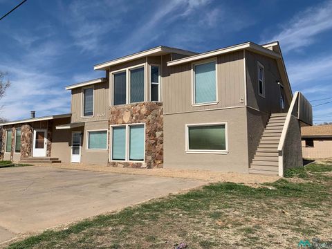 Multifamily For Sale - 1800 E 6th Street<br/> Clovis, NM 88101
