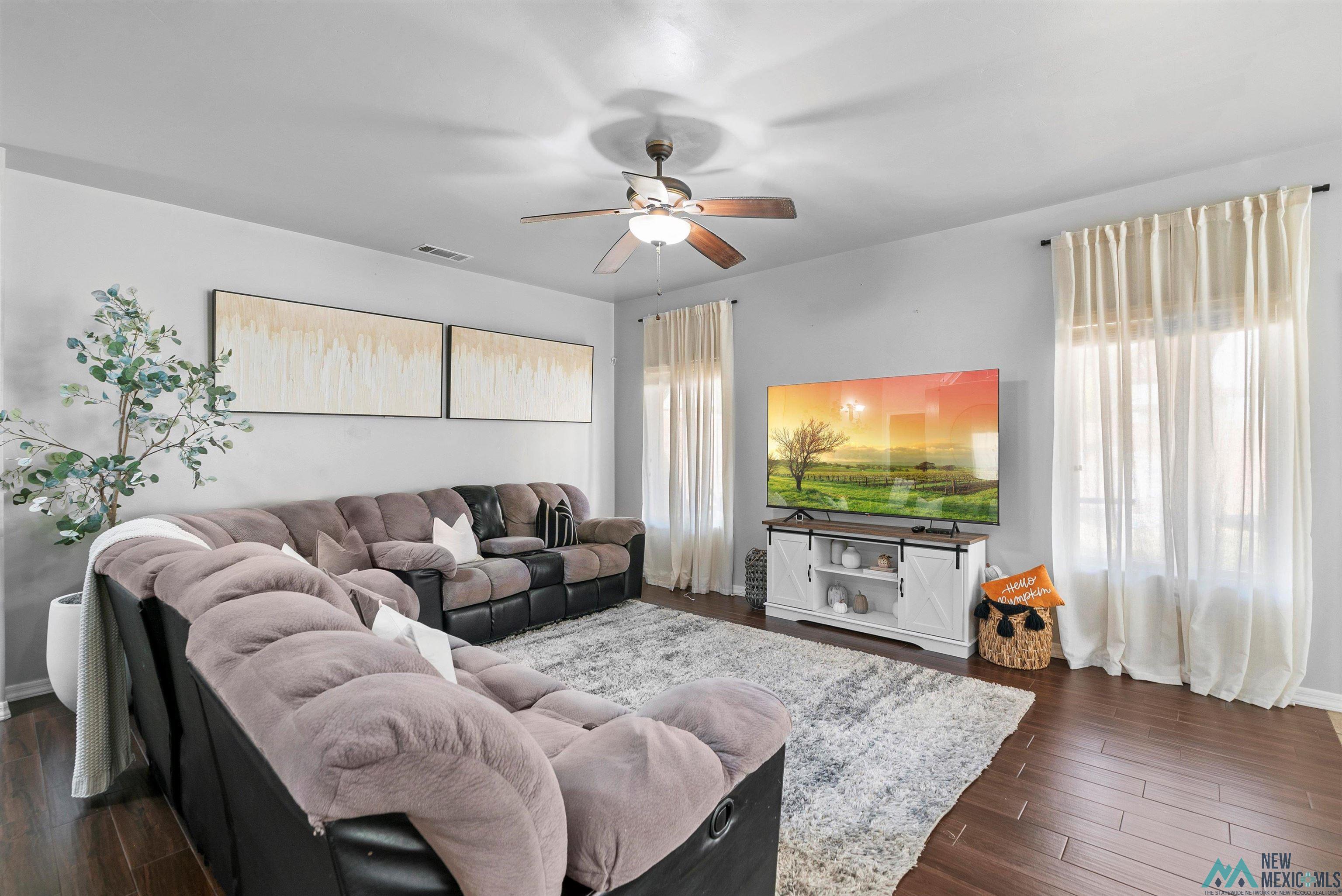 1810 Amber Drive, Carlsbad, Texas image 11