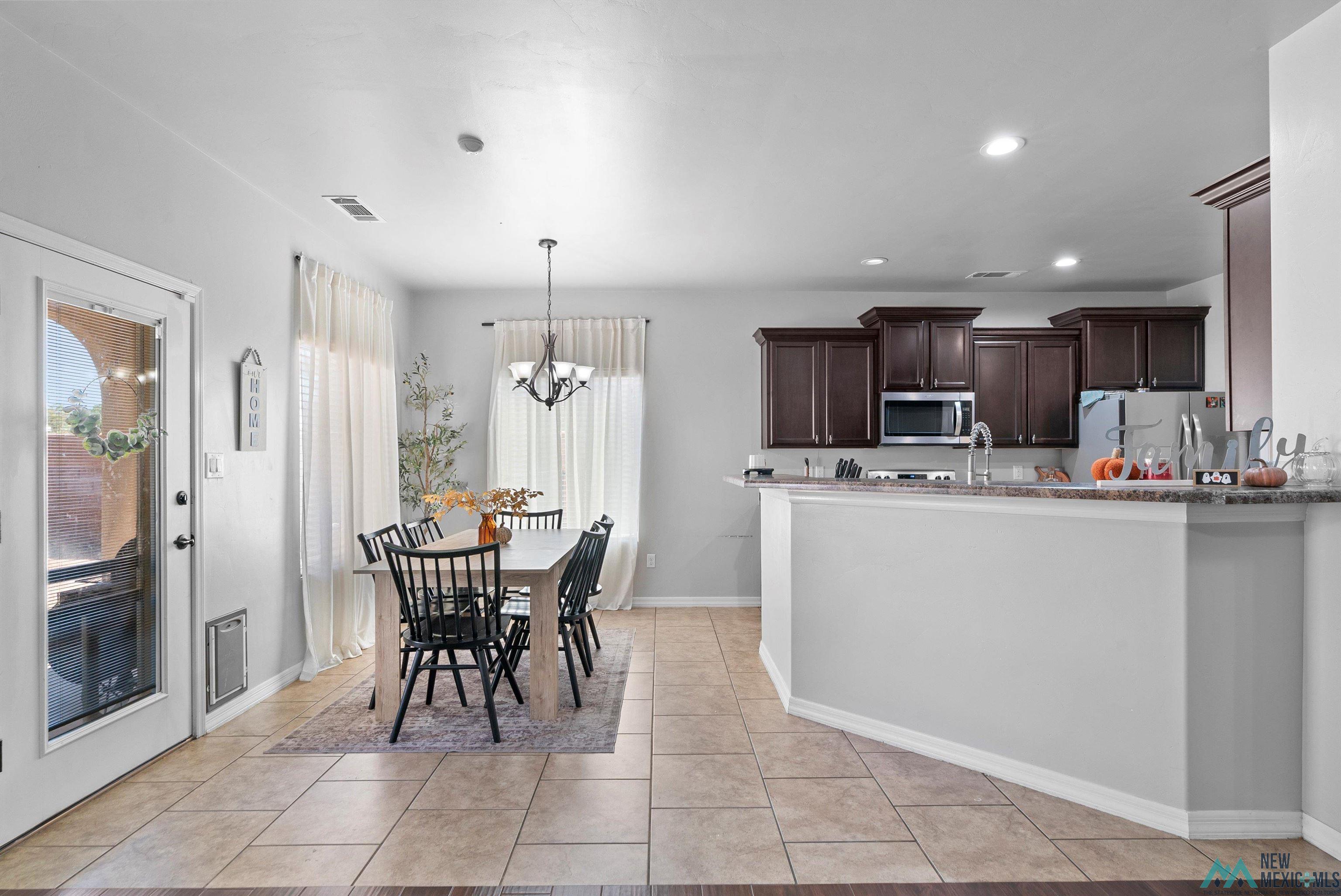 1810 Amber Drive, Carlsbad, Texas image 13