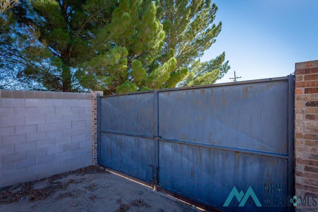 Artesia, New Mexico 88210, United States, 3 Bedrooms Bedrooms, ,2 BathroomsBathrooms,Residential,Pending,251192