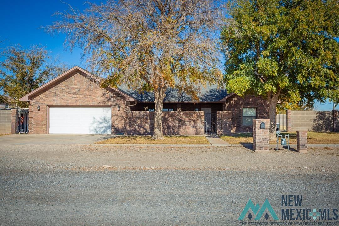 Artesia, New Mexico 88210, United States, 3 Bedrooms Bedrooms, ,2 BathroomsBathrooms,Residential,Pending,251192