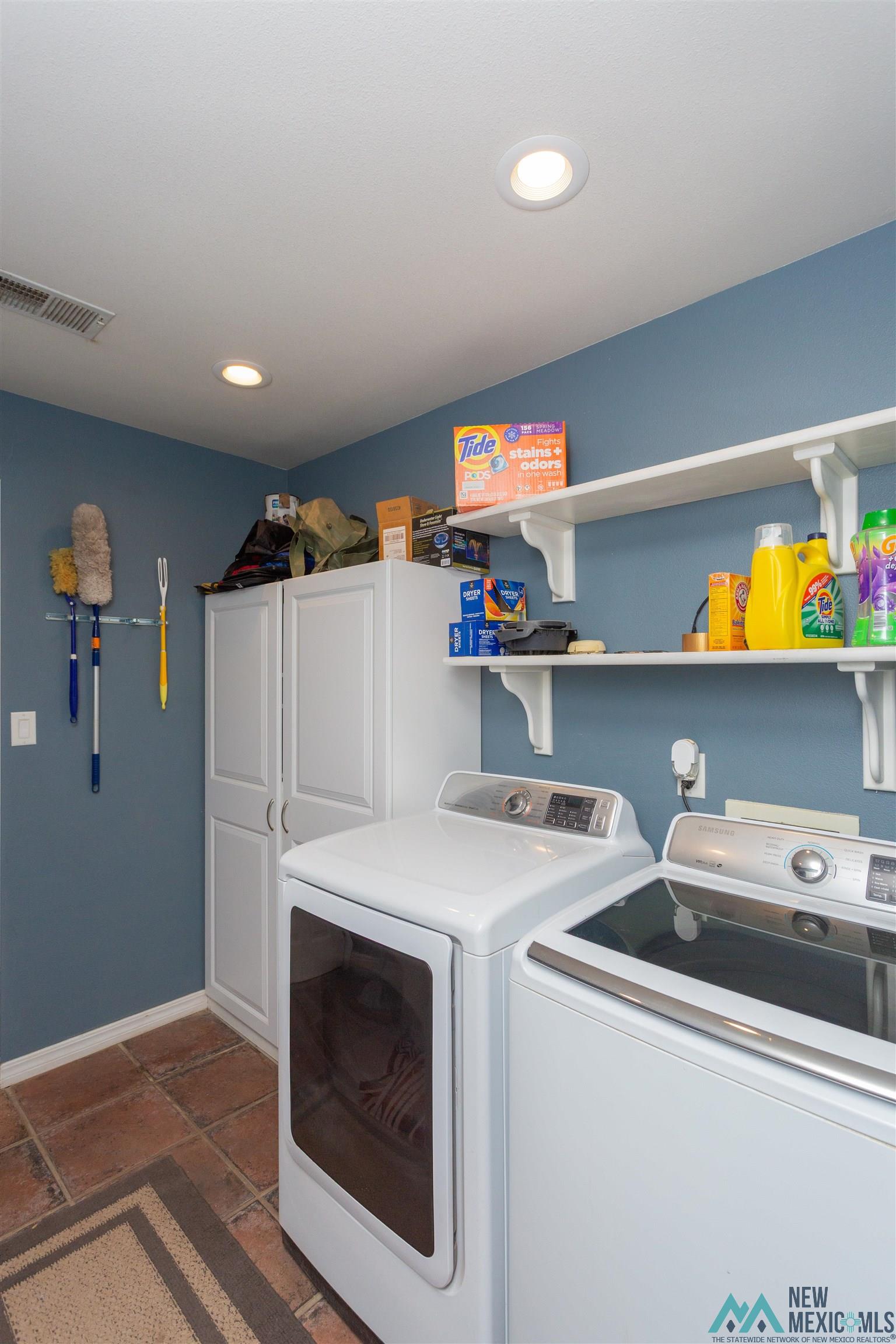 Artesia, New Mexico 88210, United States, 3 Bedrooms Bedrooms, ,2 BathroomsBathrooms,Residential,Pending,251192