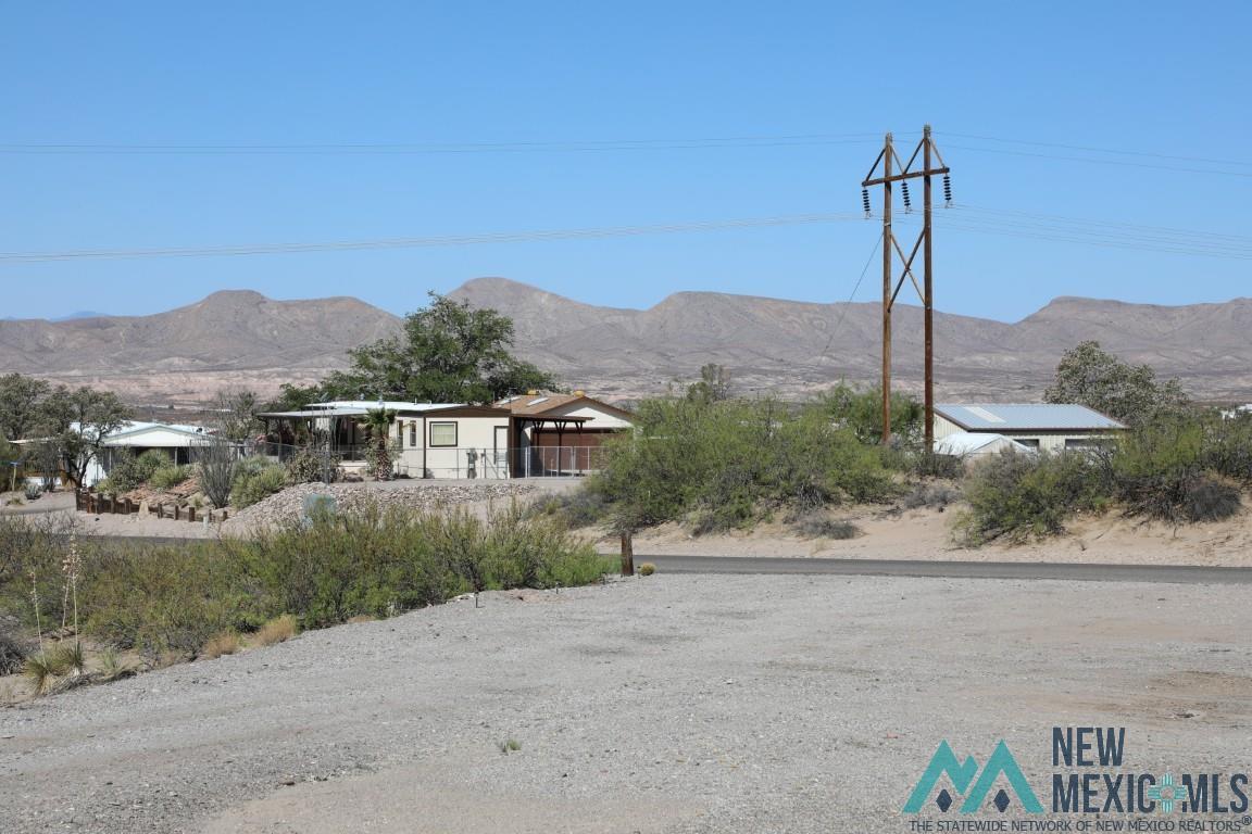 220 Country Drive, Elephant Butte, Texas image 9