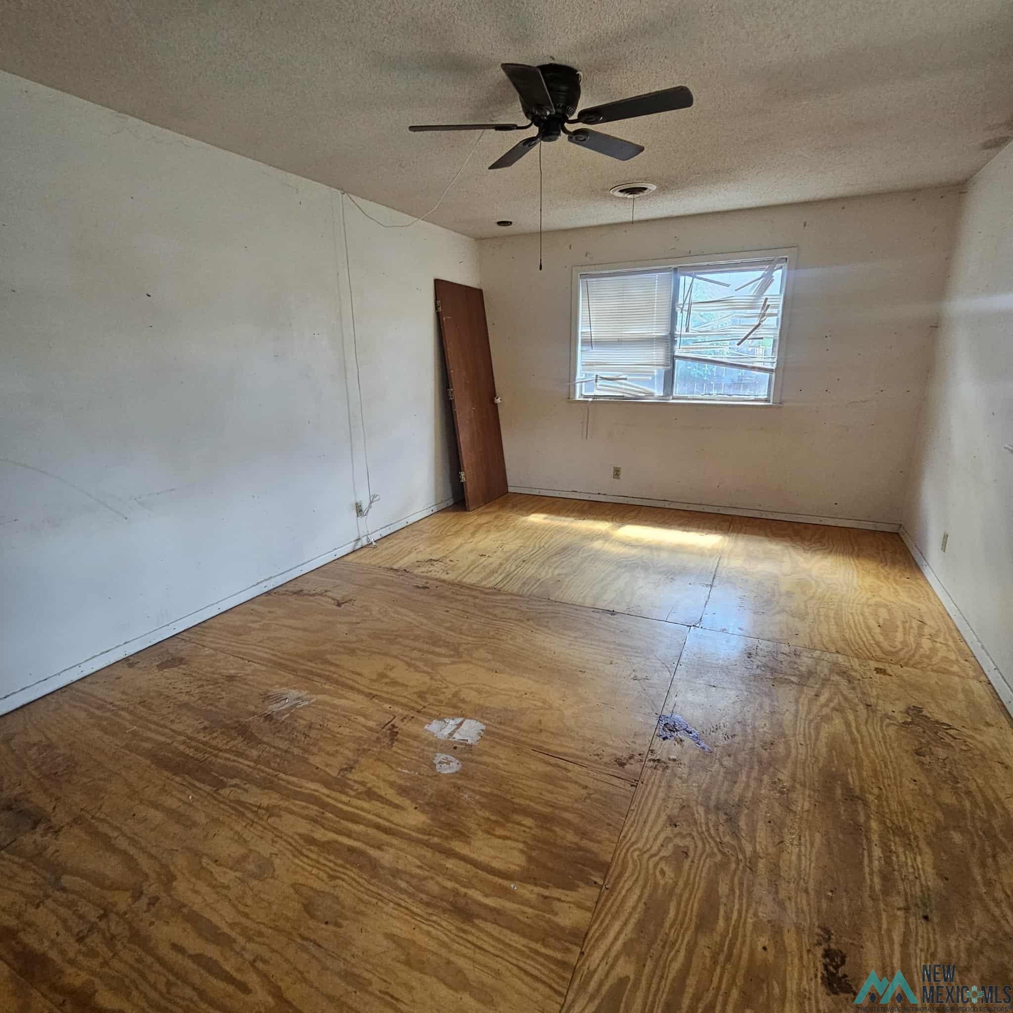 TucumcAri, New Mexico 88401, United States, 3 Bedrooms Bedrooms, ,2 BathroomsBathrooms,Residential,Active,233819