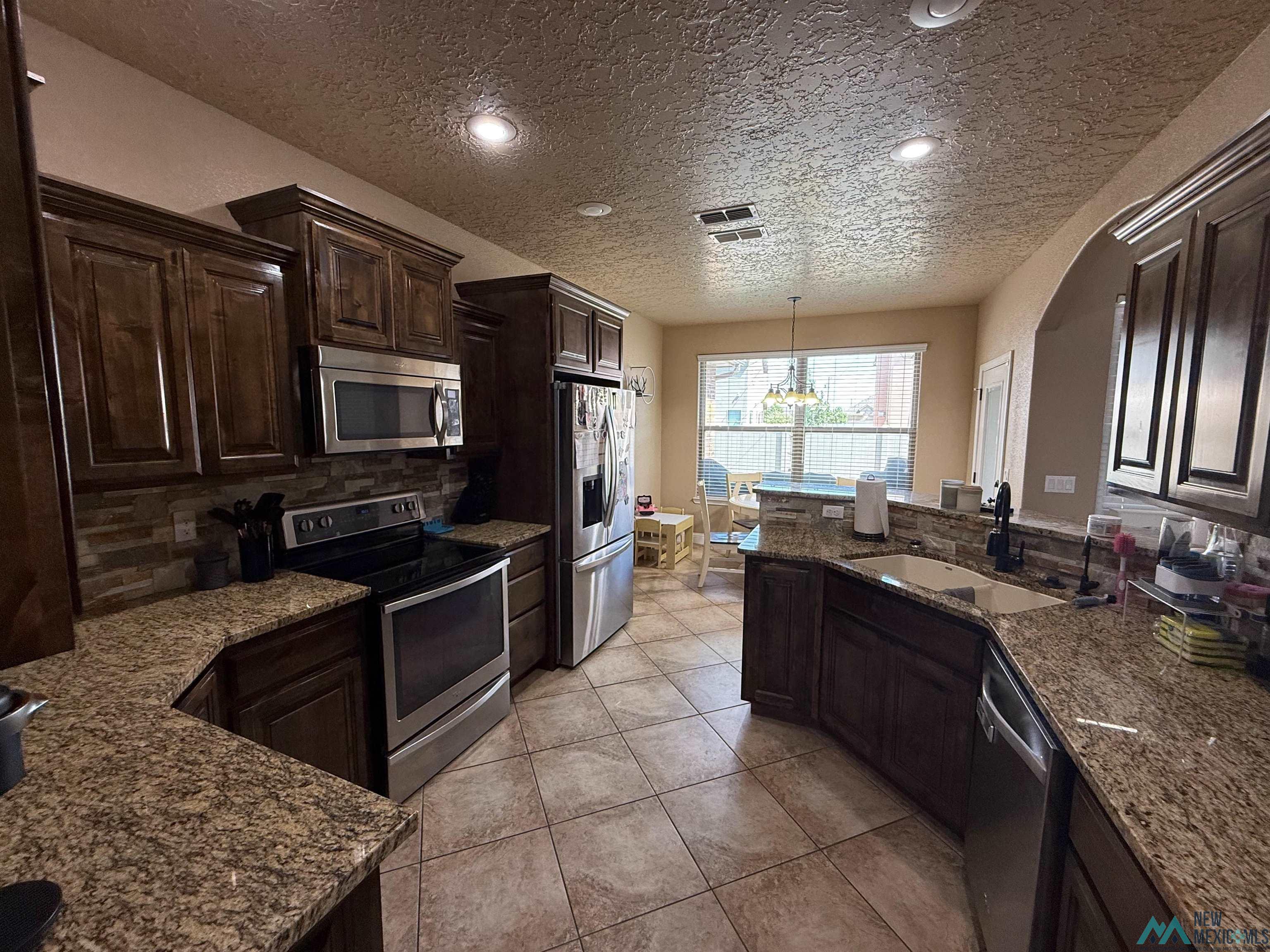 2408 W Mann Avenue, Artesia, Texas image 7