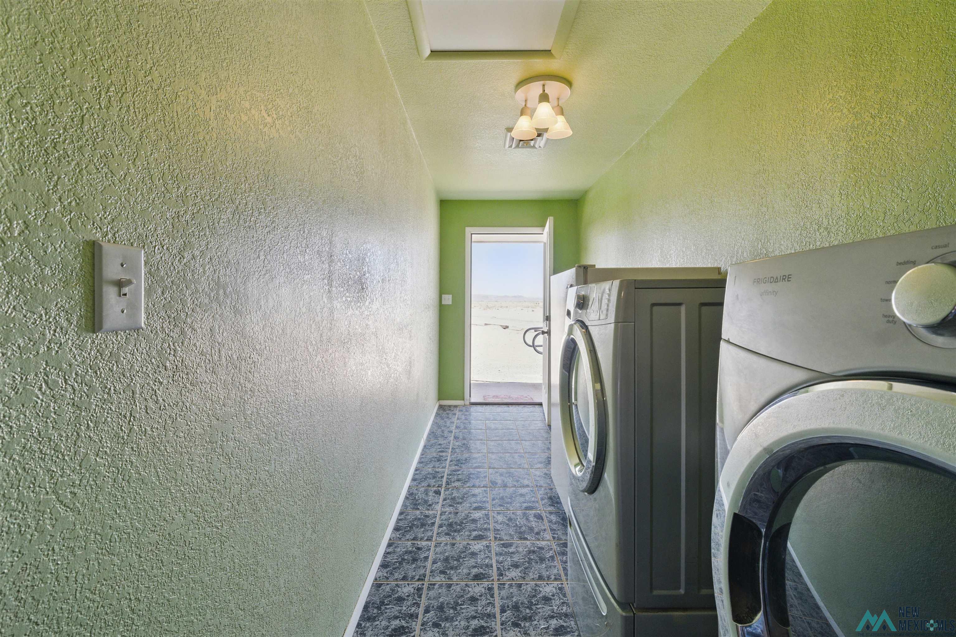 18800 SE Candela Road, Deming, Texas image 2