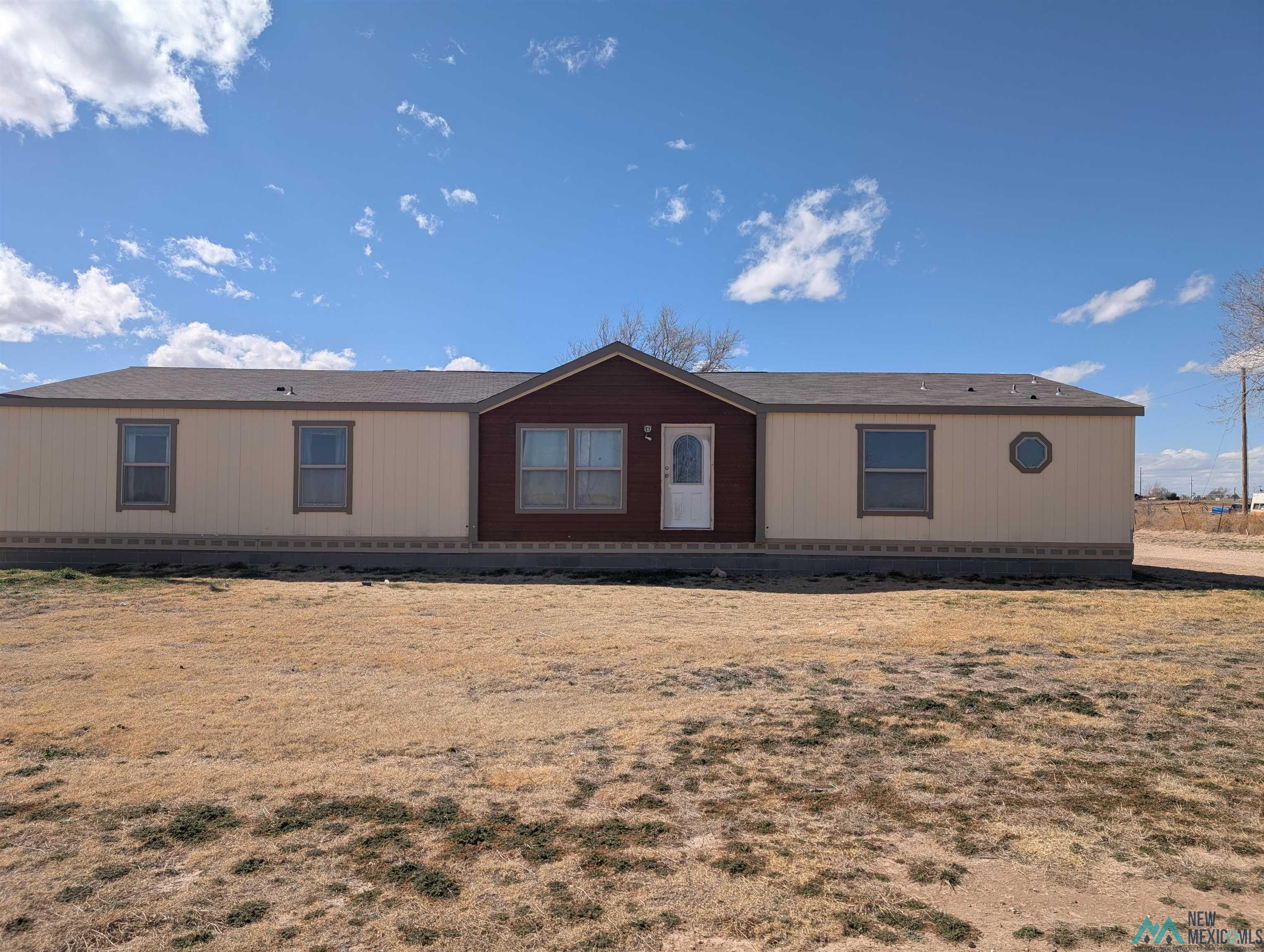 726 S Roosevelt Rd R 1/2 Road, Portales, Texas image 1