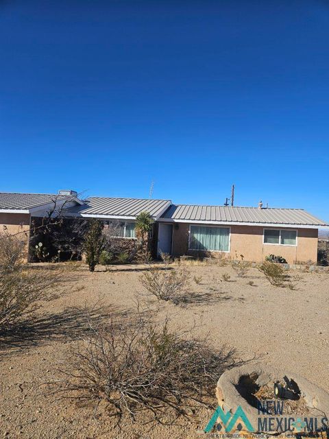 Homes For Sale - 8475 San Joaquin Rd Se Rd<br/> Luna County, Deming, NM 88030