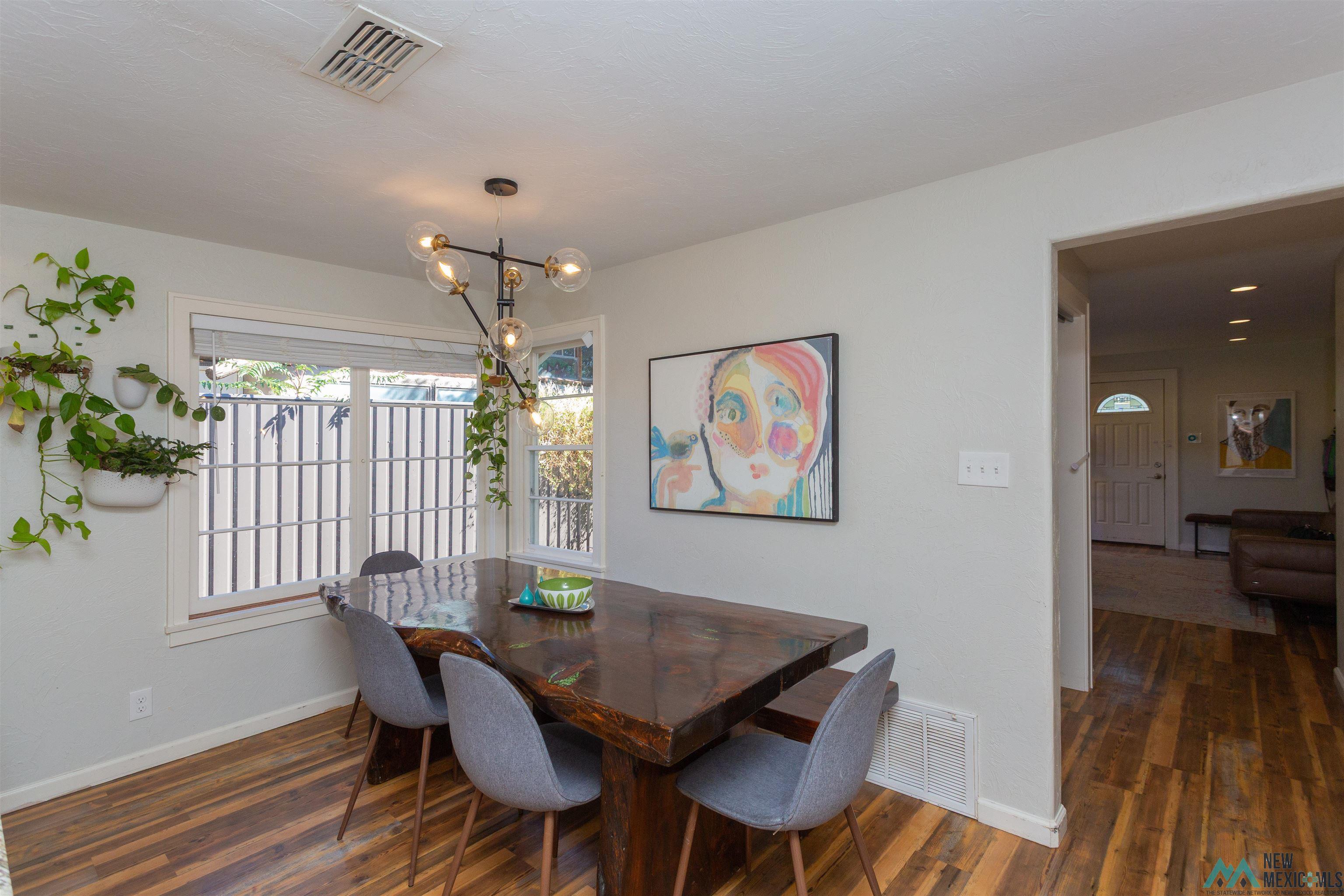 Roswell, New Mexico 88201, United States, 3 Bedrooms Bedrooms, ,2 BathroomsBathrooms,Residential,Active,217524