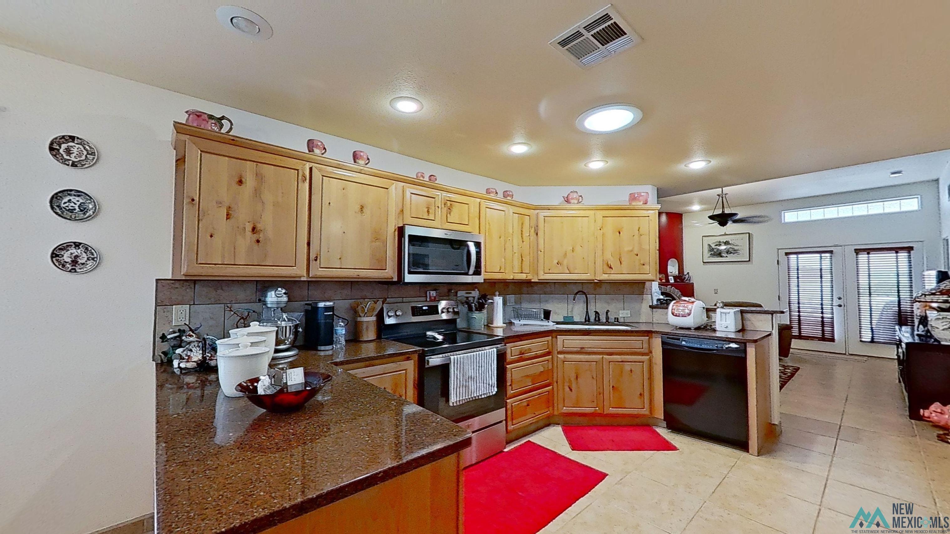 3007 Sand Trap Road, Deming, Texas image 12