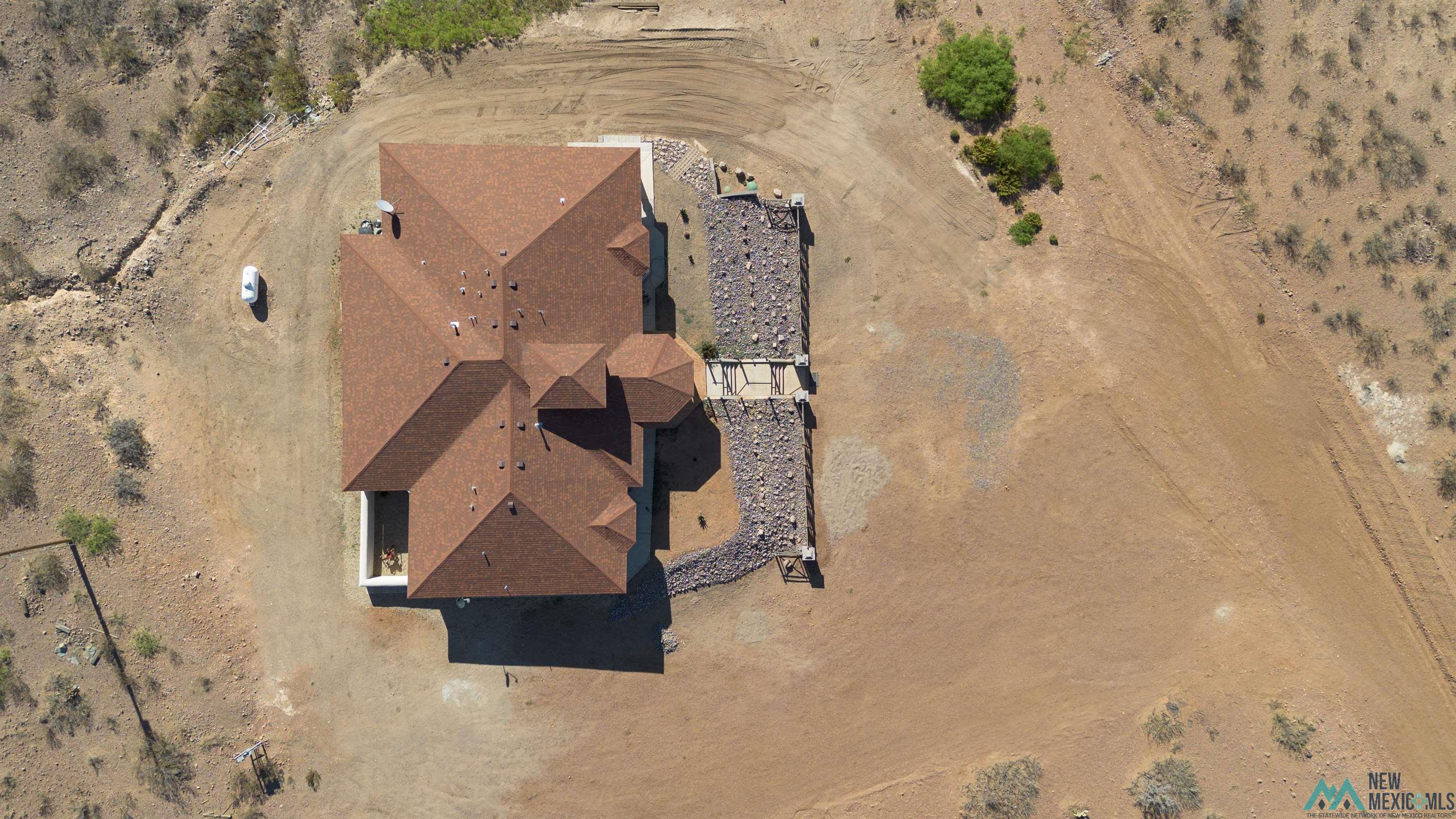 10595 SE Durango Road, Deming, Texas image 40
