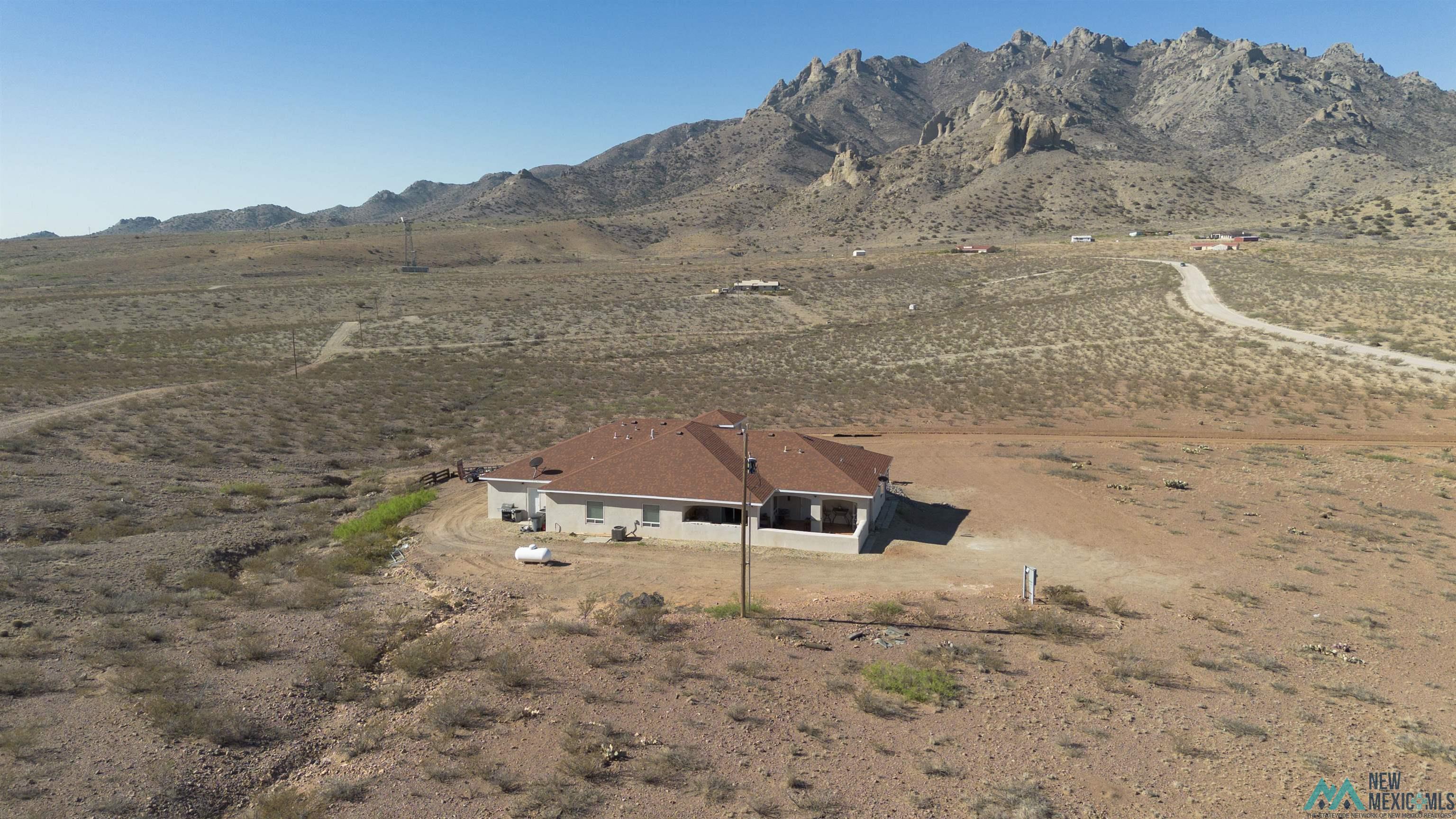 10595 SE Durango Road, Deming, Texas image 32