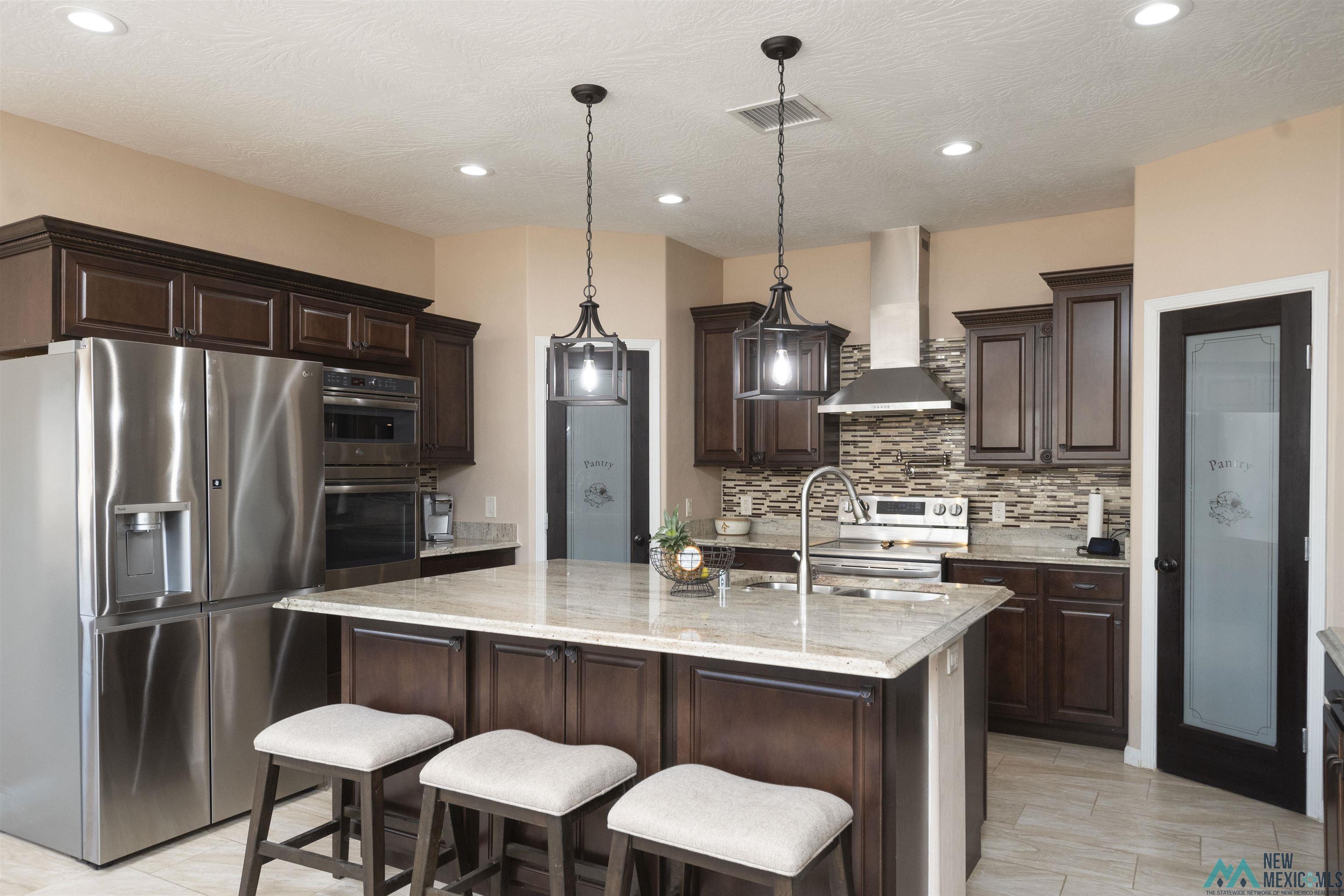 10595 SE Durango Road, Deming, Texas image 9