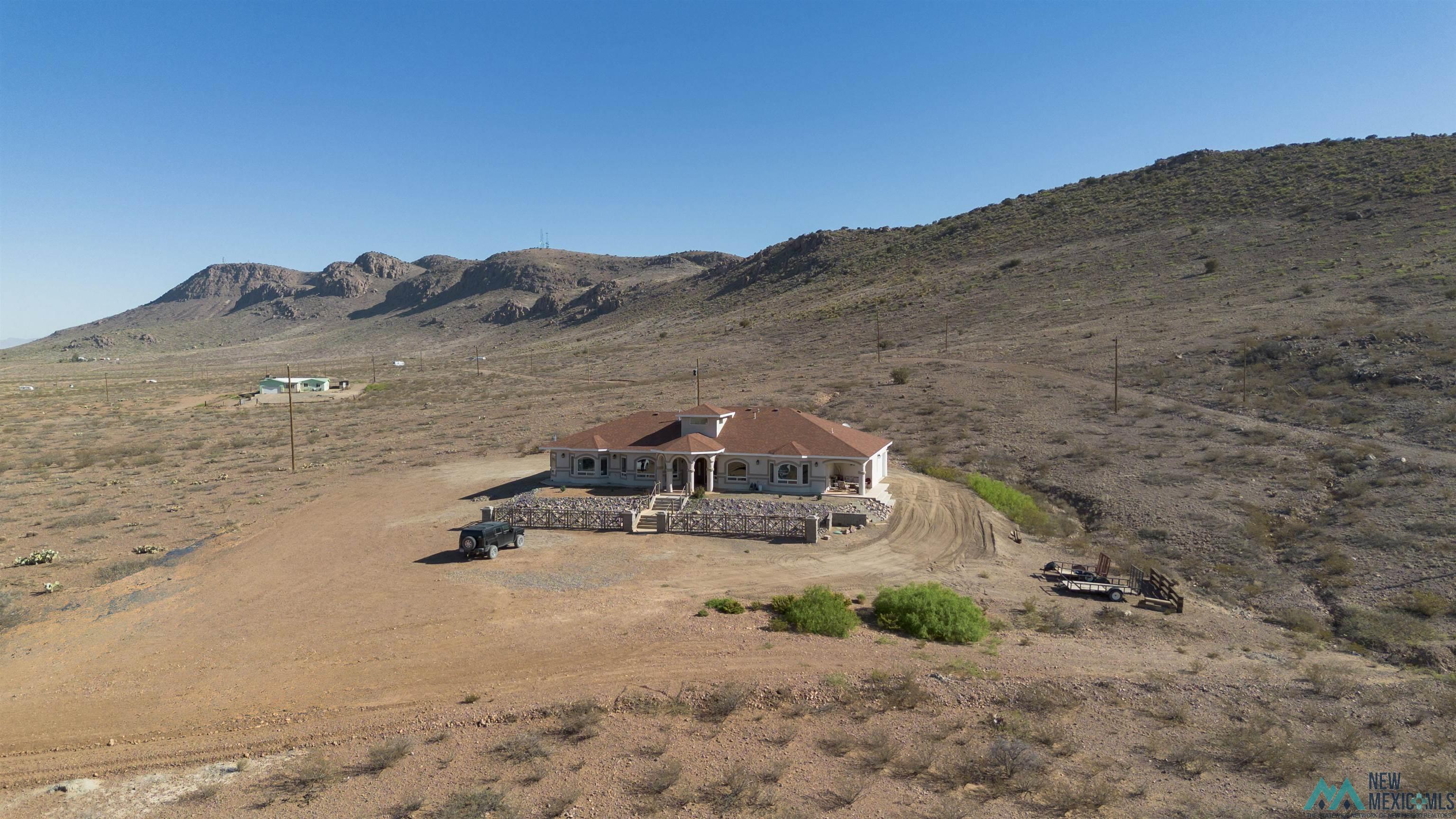 10595 SE Durango Road, Deming, Texas image 8