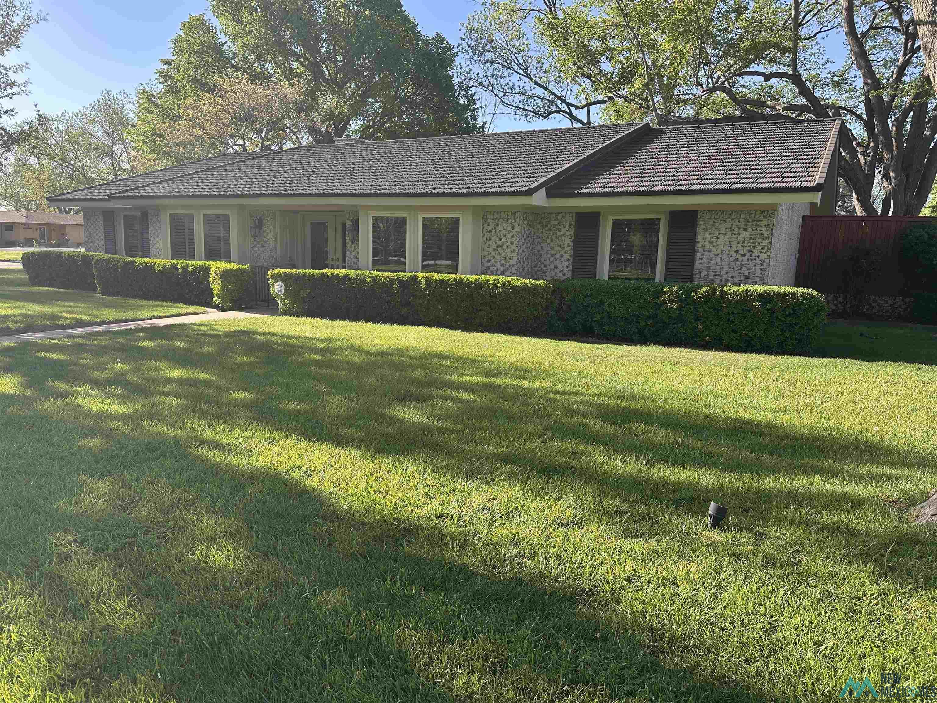 700 Chrysler Drive, Roswell, New Mexico image 3