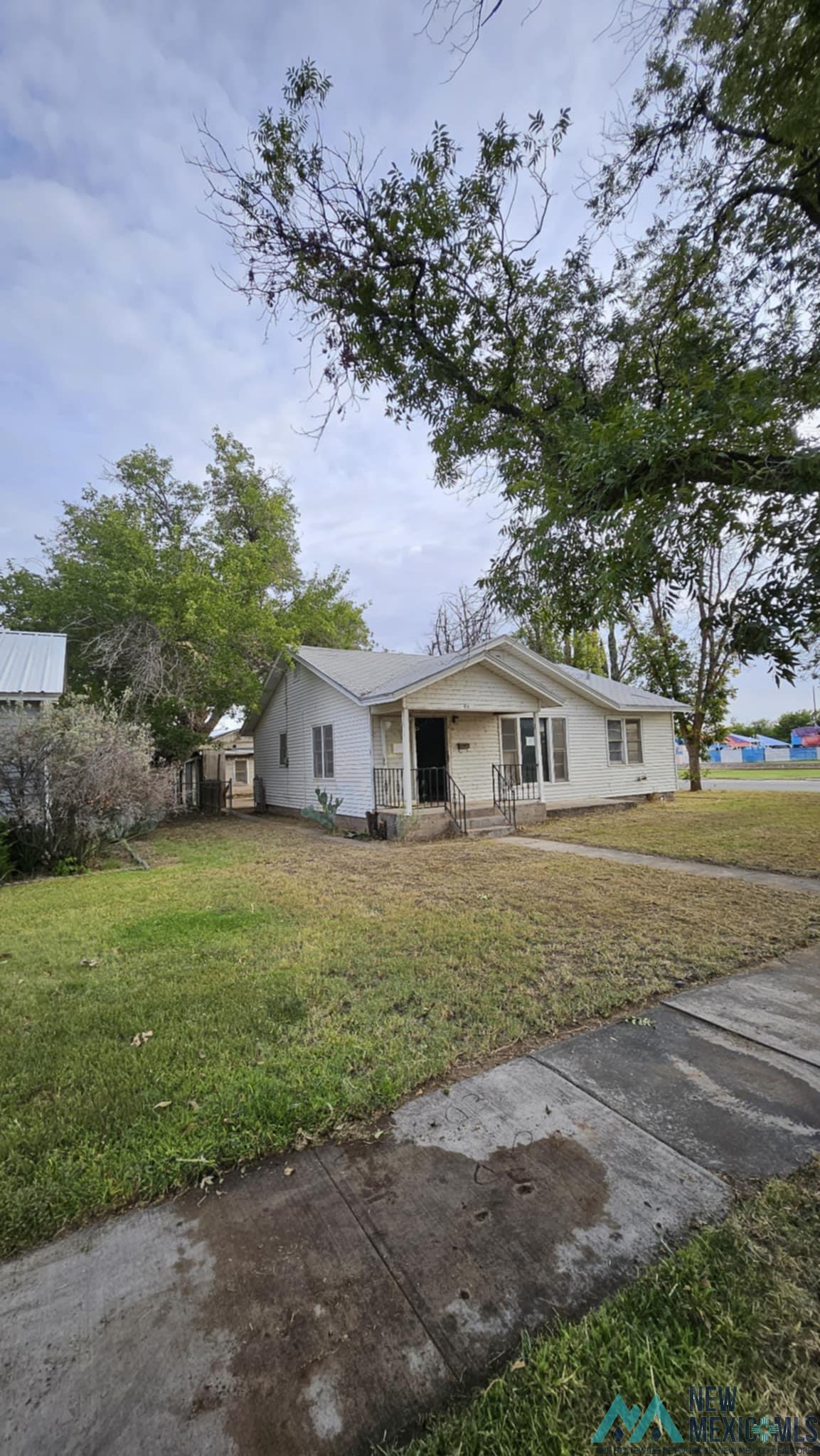 Carlsbad, New Mexico 88220, United States, 3 Bedrooms Bedrooms, ,1 BathroomBathrooms,Residential,Active,239135