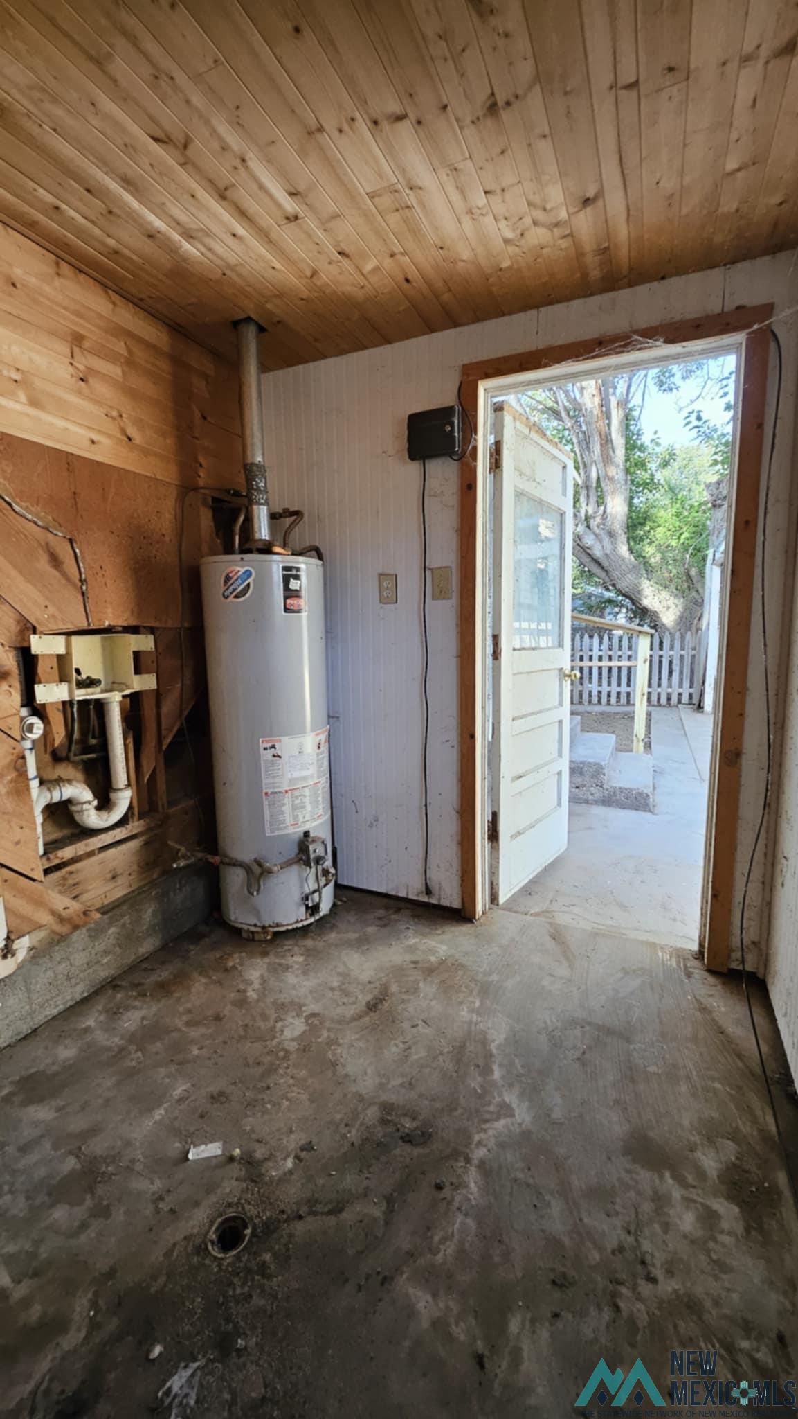 Carlsbad, New Mexico 88220, United States, 3 Bedrooms Bedrooms, ,1 BathroomBathrooms,Residential,Active,239135