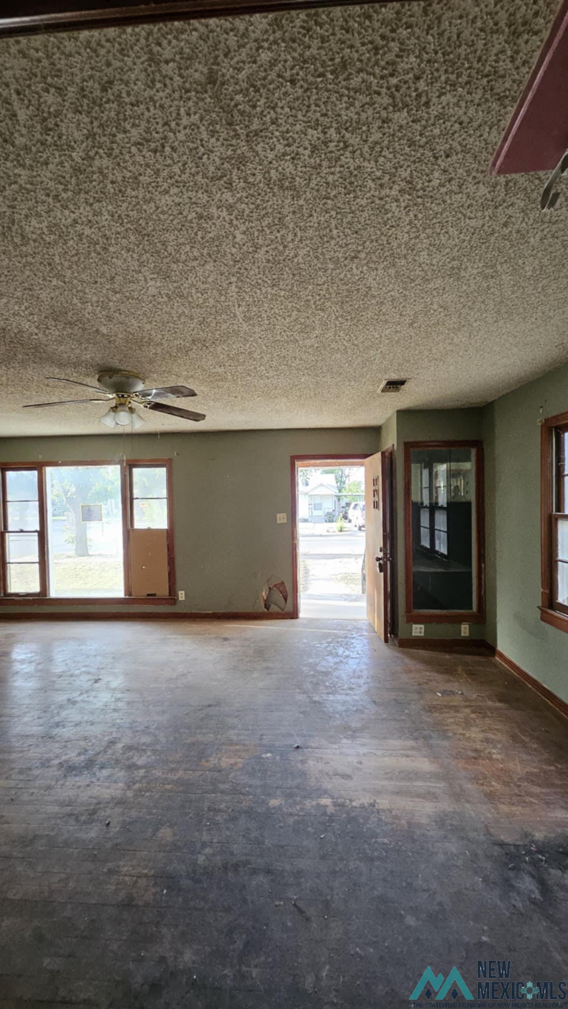 Carlsbad, New Mexico 88220, United States, 3 Bedrooms Bedrooms, ,1 BathroomBathrooms,Residential,Active,239135