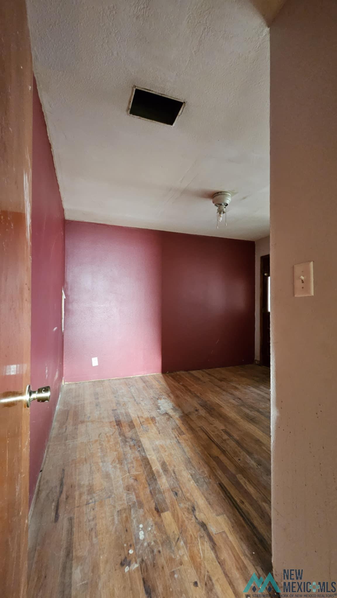 Carlsbad, New Mexico 88220, United States, 3 Bedrooms Bedrooms, ,1 BathroomBathrooms,Residential,Active,239135