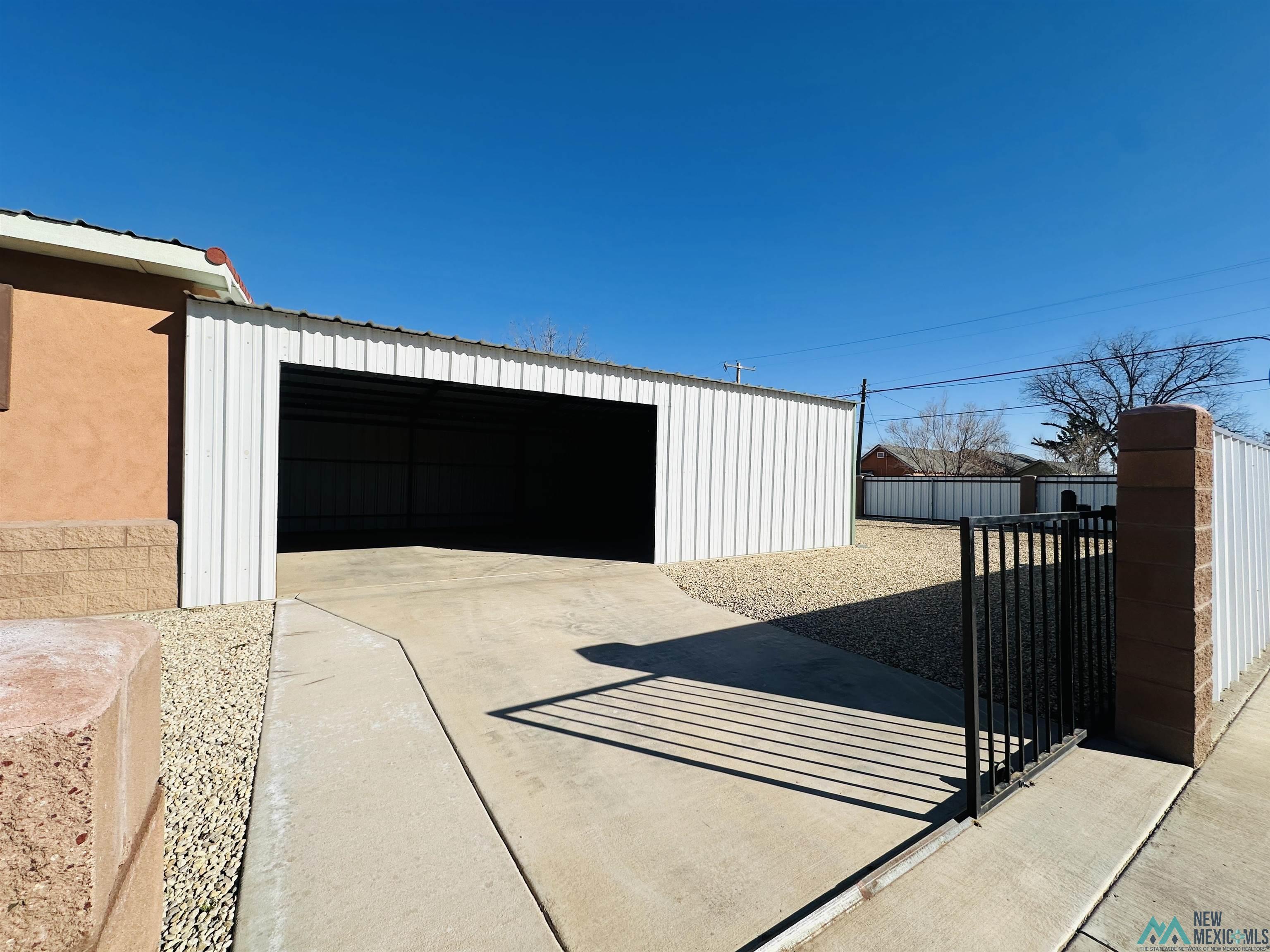 311 S Delaware Avenue, Roswell, New Mexico image 3