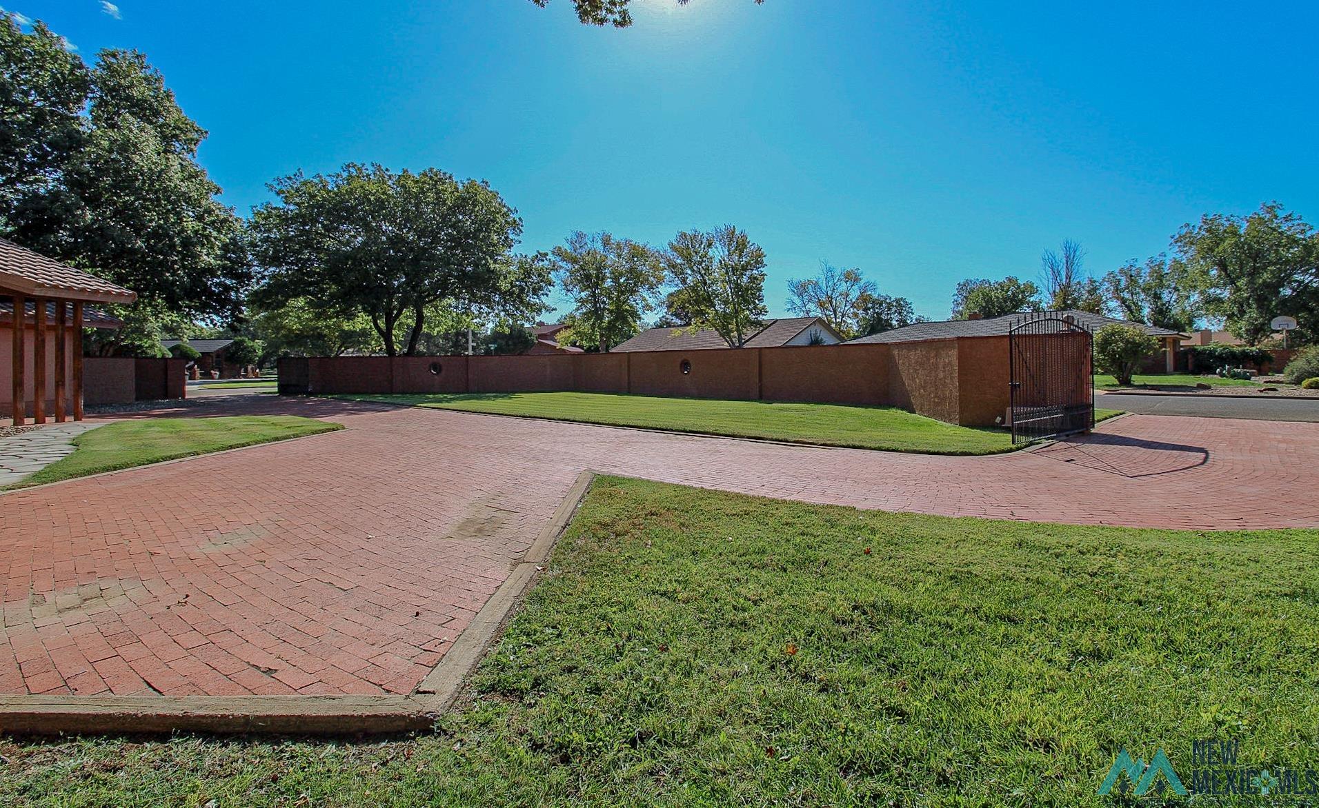 208 Sandzen Dr, Clovis, Texas image 3