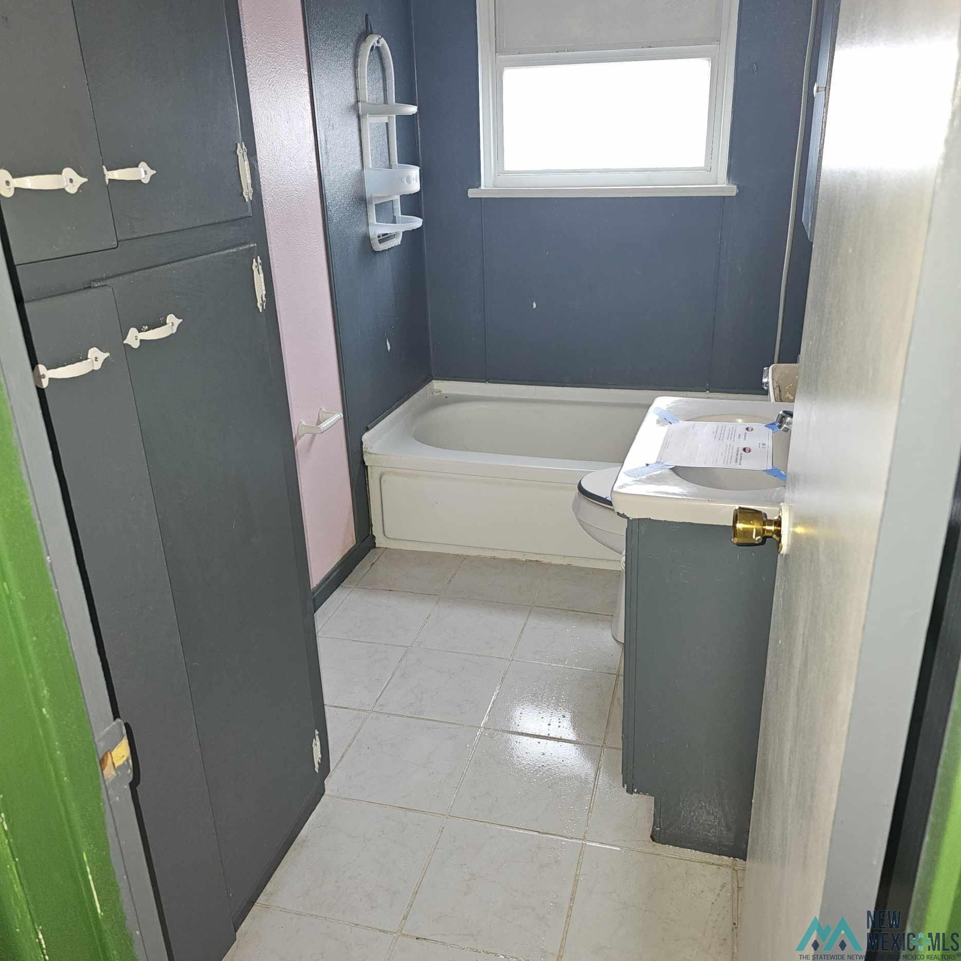 Clovis, New Mexico 88101, United States, 3 Bedrooms Bedrooms, ,2 BathroomsBathrooms,Residential,Pending,24950