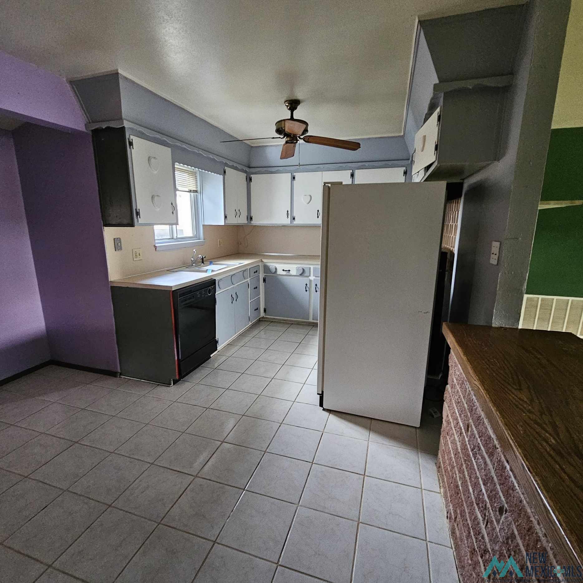 Clovis, New Mexico 88101, United States, 3 Bedrooms Bedrooms, ,2 BathroomsBathrooms,Residential,Pending,24950