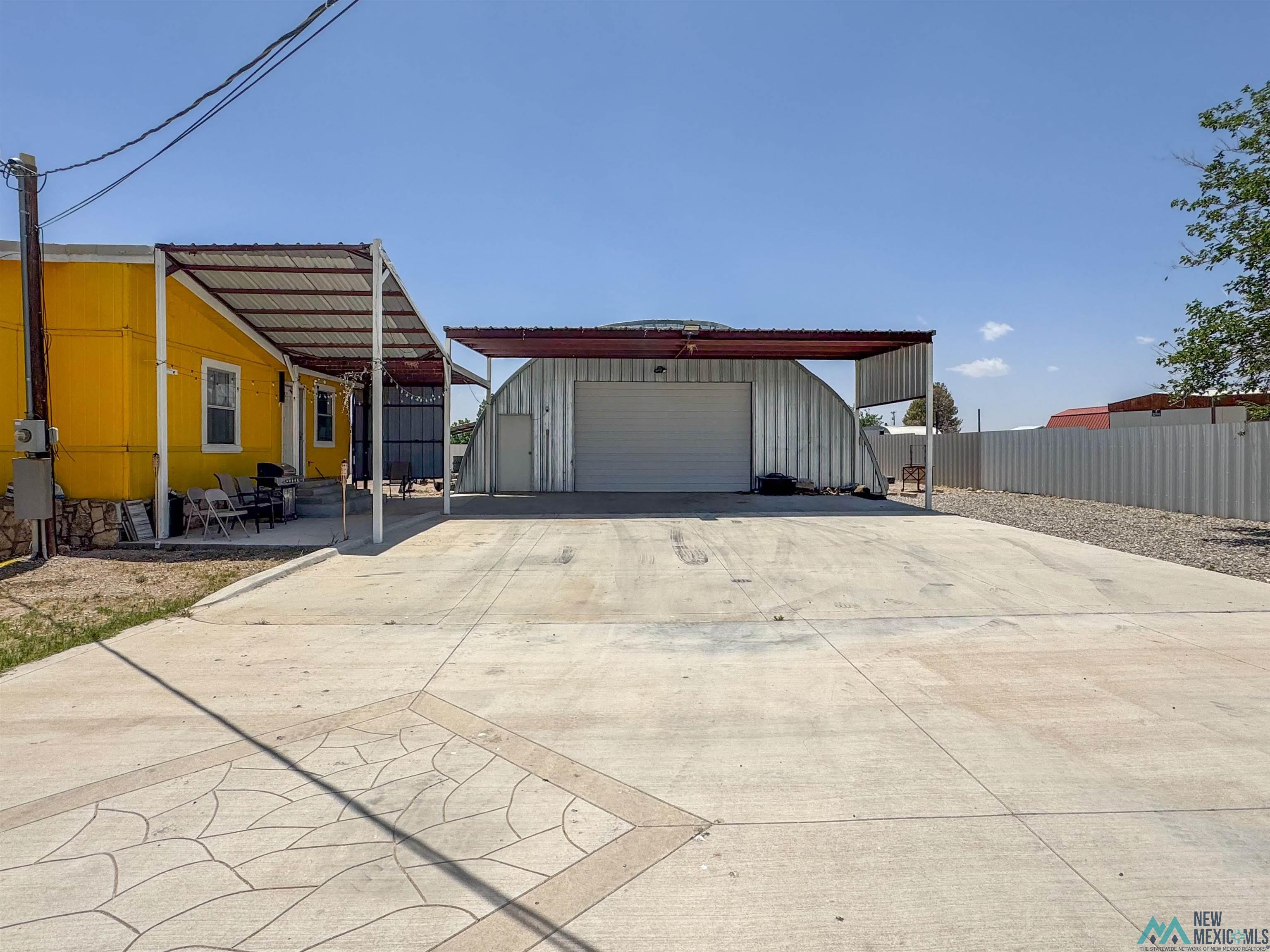 2411 W Socorro Road, Carlsbad, Texas image 7