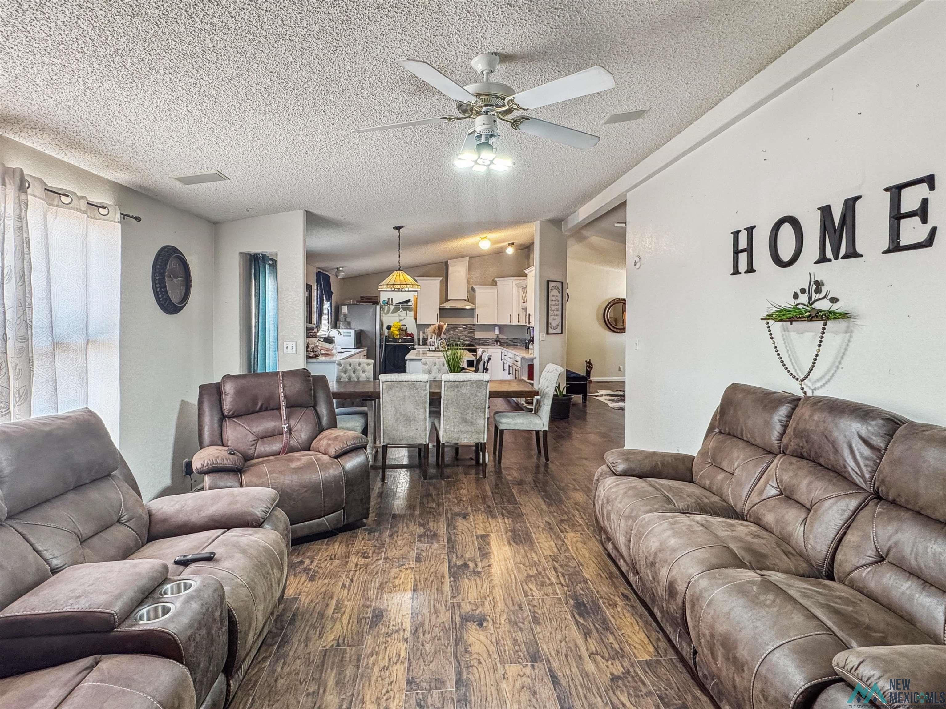 2411 W Socorro Road, Carlsbad, Texas image 13