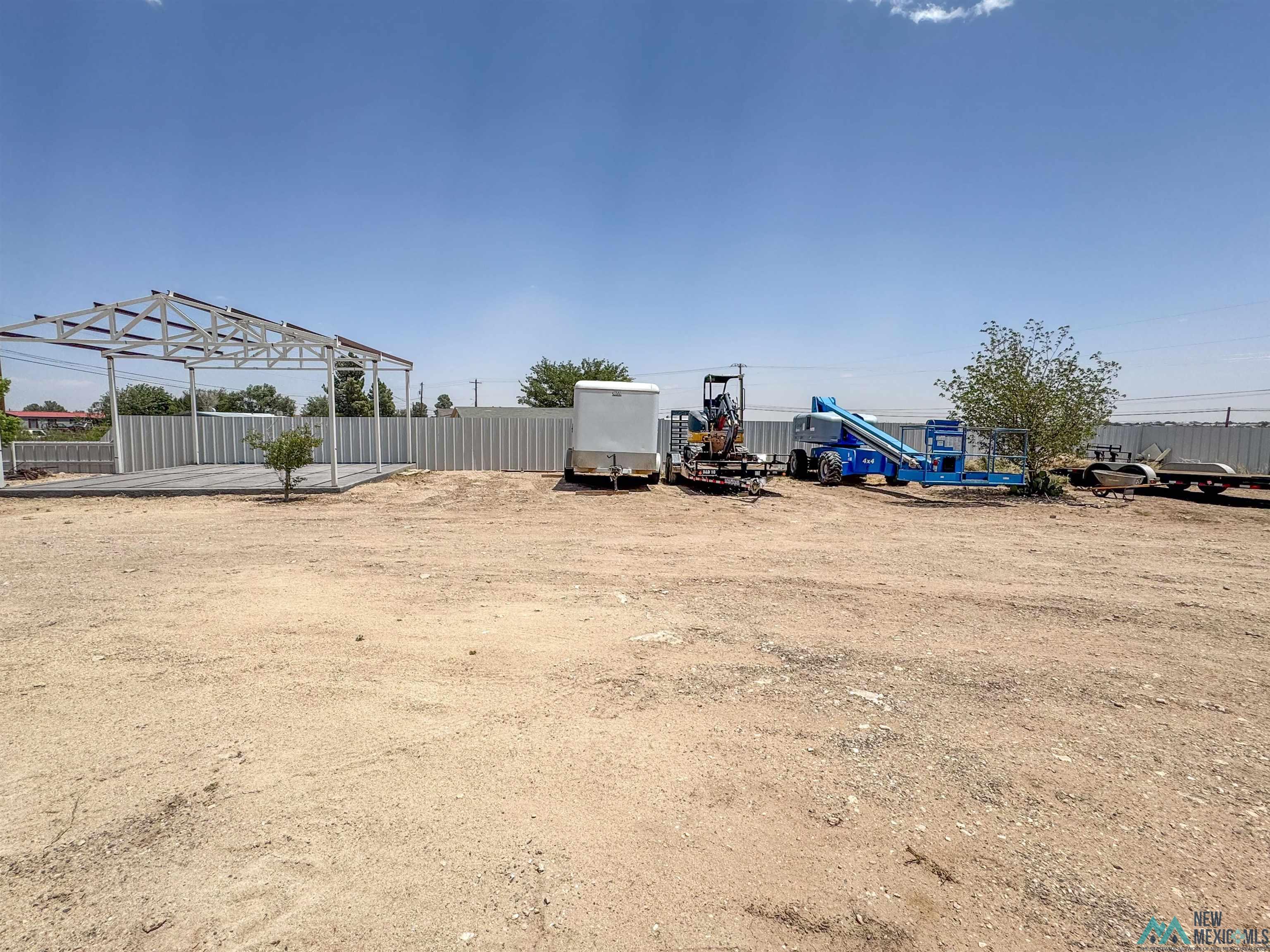 2411 W Socorro Road, Carlsbad, Texas image 39