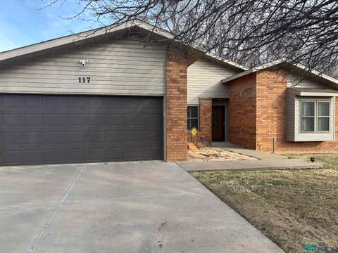 Homes For Sale - 117 Fairway Terrace North<br/> Clovis, NM 88101