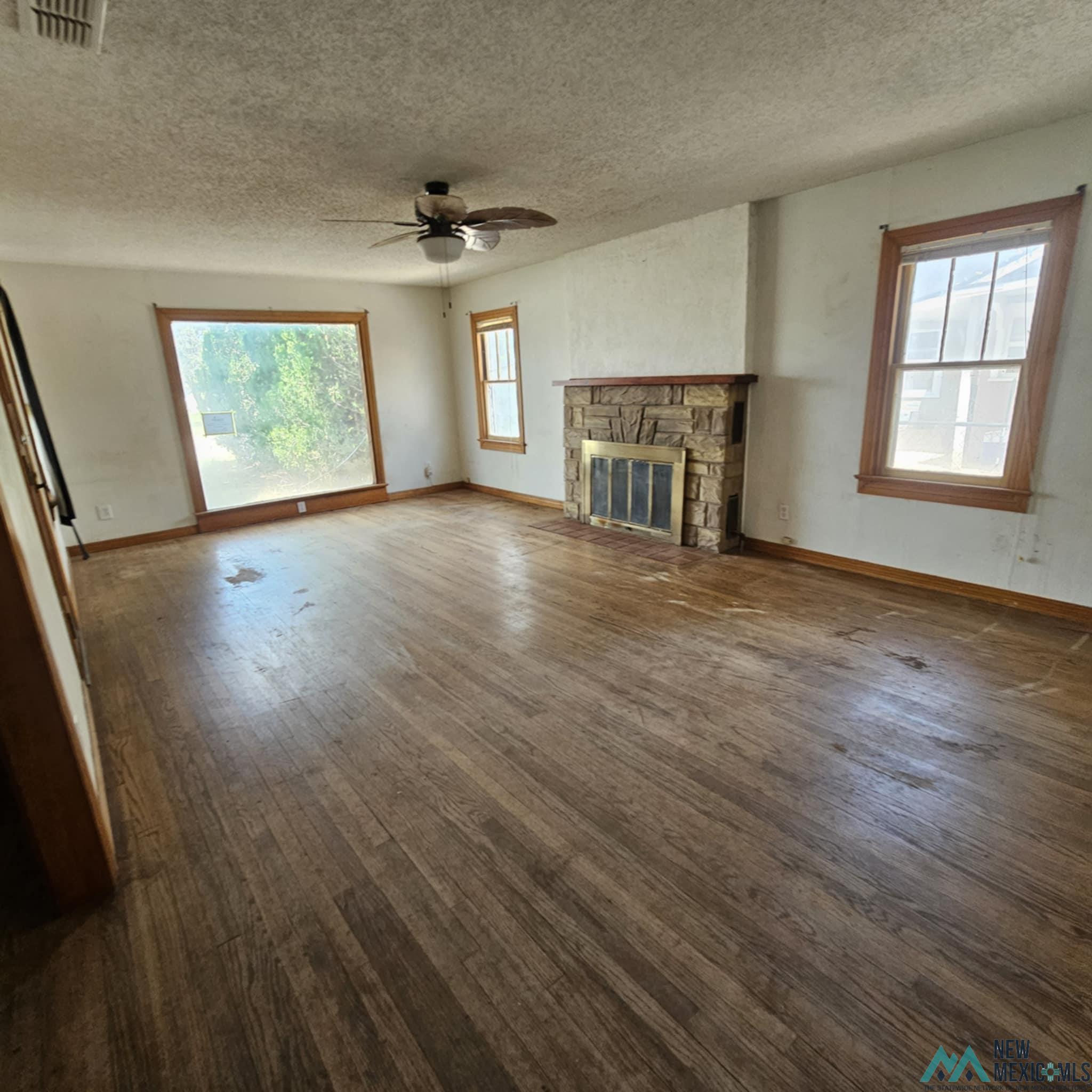 Portales, New Mexico 88130, United States, 3 Bedrooms Bedrooms, ,2 BathroomsBathrooms,Residential,Active,196890