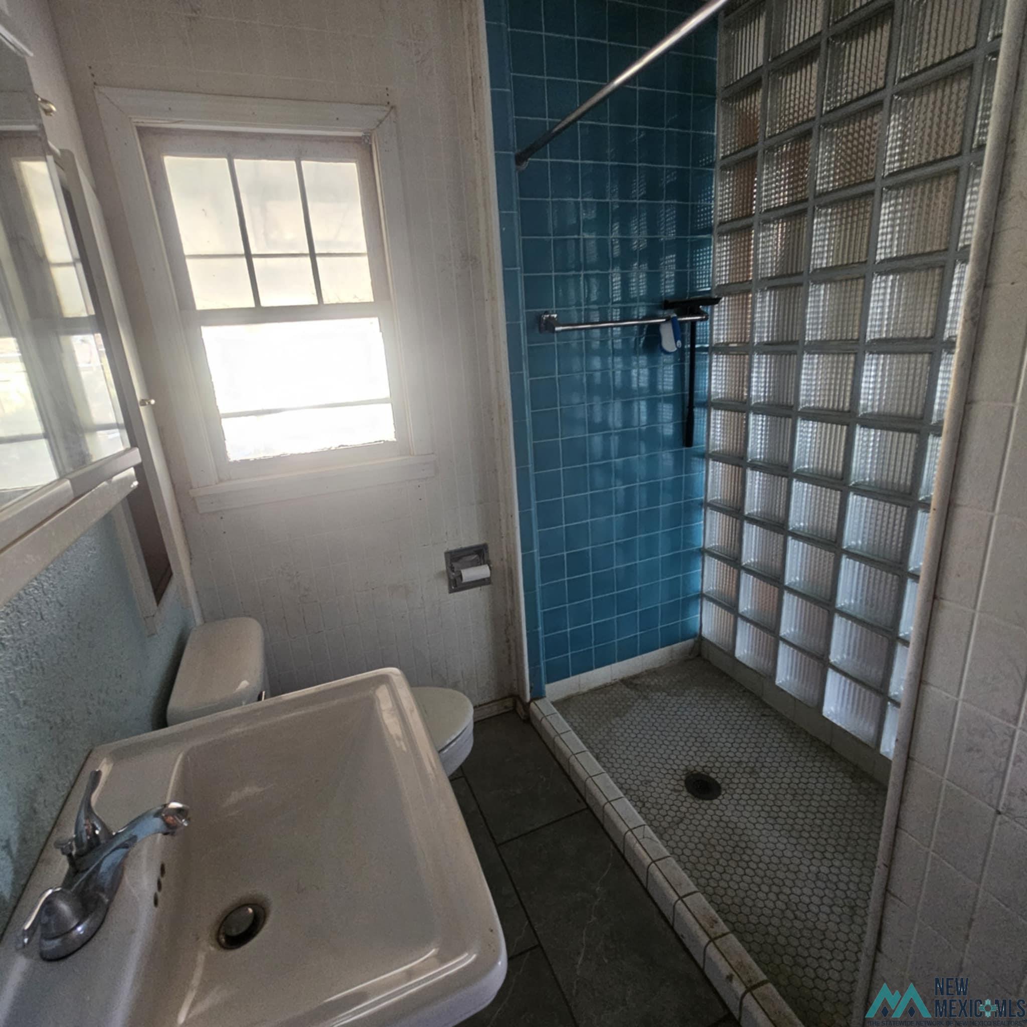 Portales, New Mexico 88130, United States, 3 Bedrooms Bedrooms, ,2 BathroomsBathrooms,Residential,Active,196890