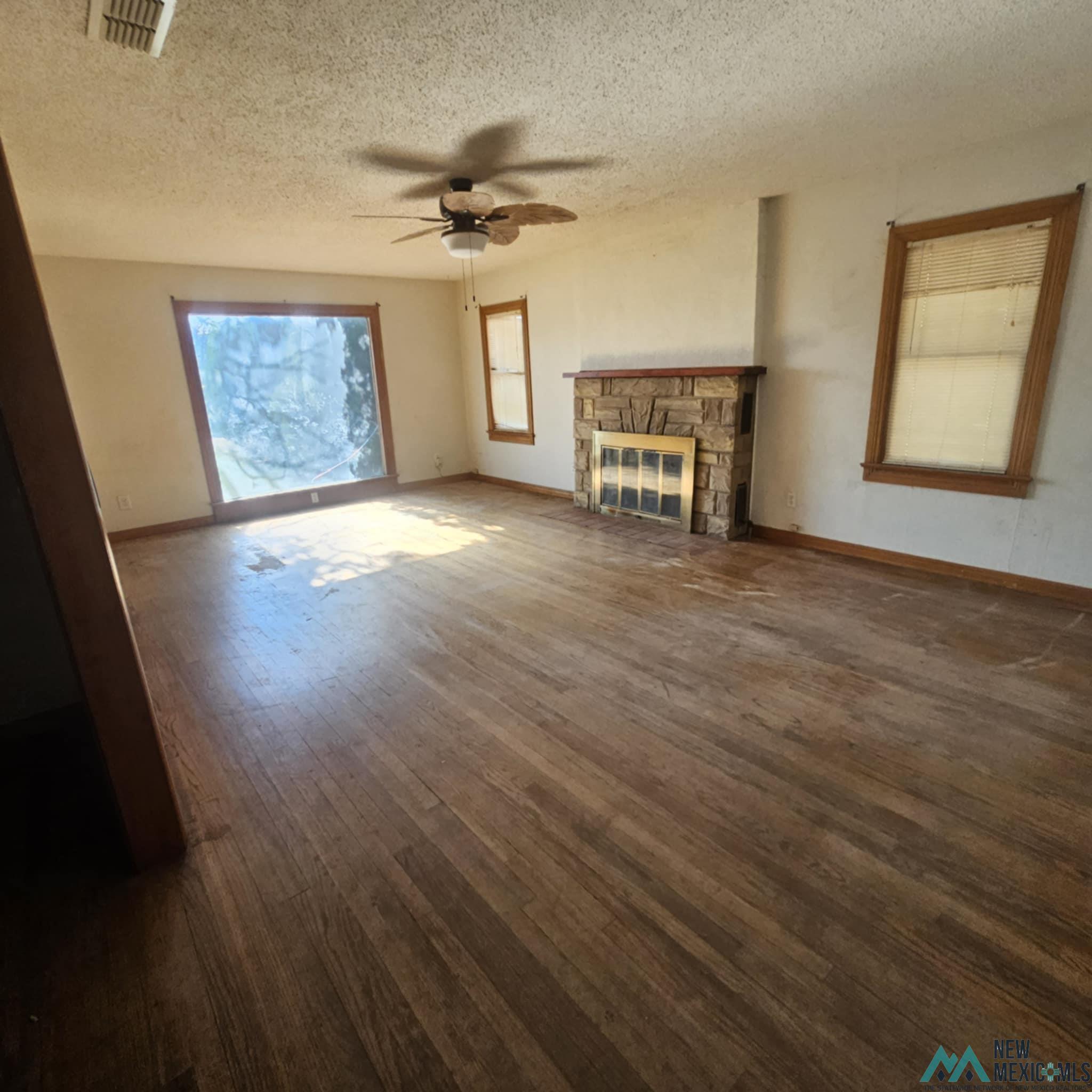 Portales, New Mexico 88130, United States, 3 Bedrooms Bedrooms, ,2 BathroomsBathrooms,Residential,Active,196890