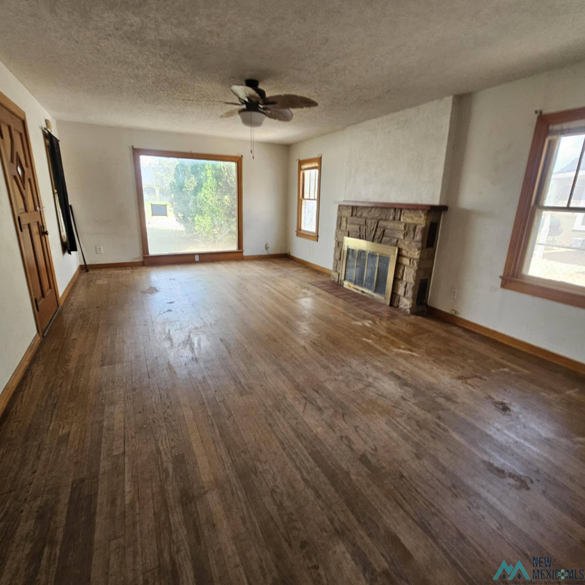 Portales, New Mexico 88130, United States, 3 Bedrooms Bedrooms, ,2 BathroomsBathrooms,Residential,Active,196890